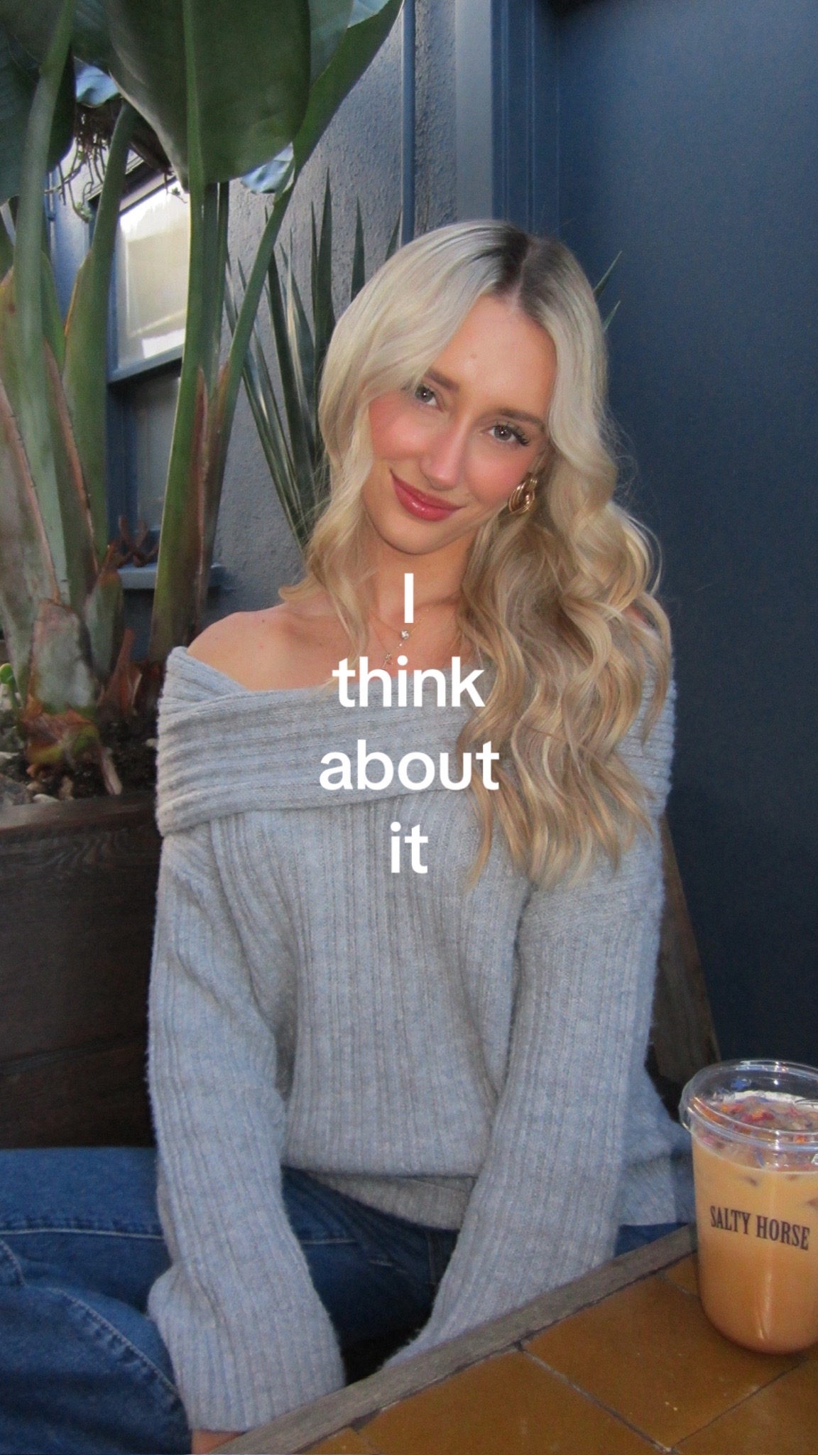 @Courtney Renée 📖