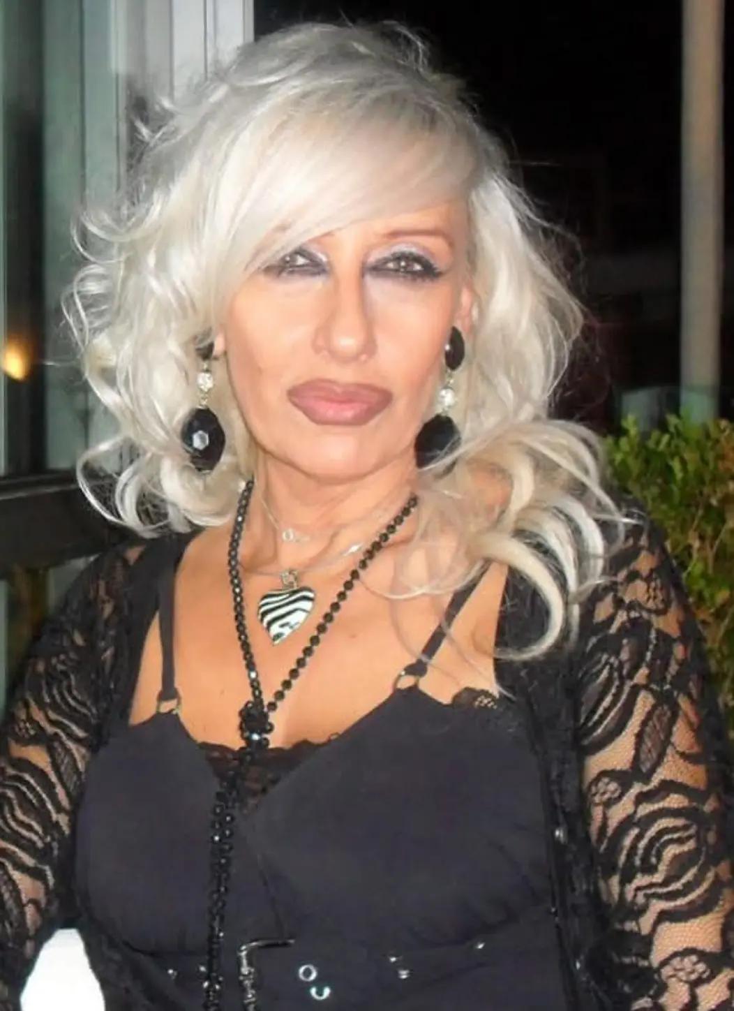 @rosariaClaps