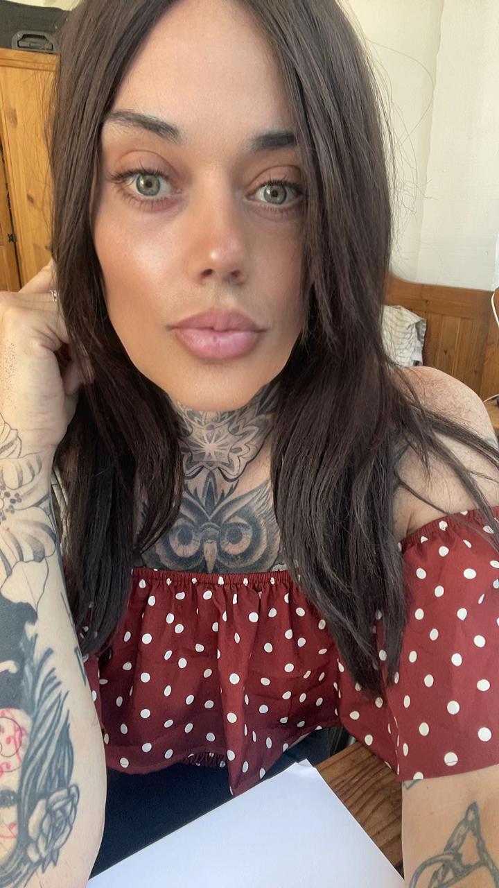 @ellie carless🏳️⚧️