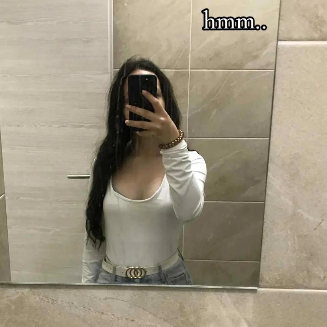 @Dzsenni_