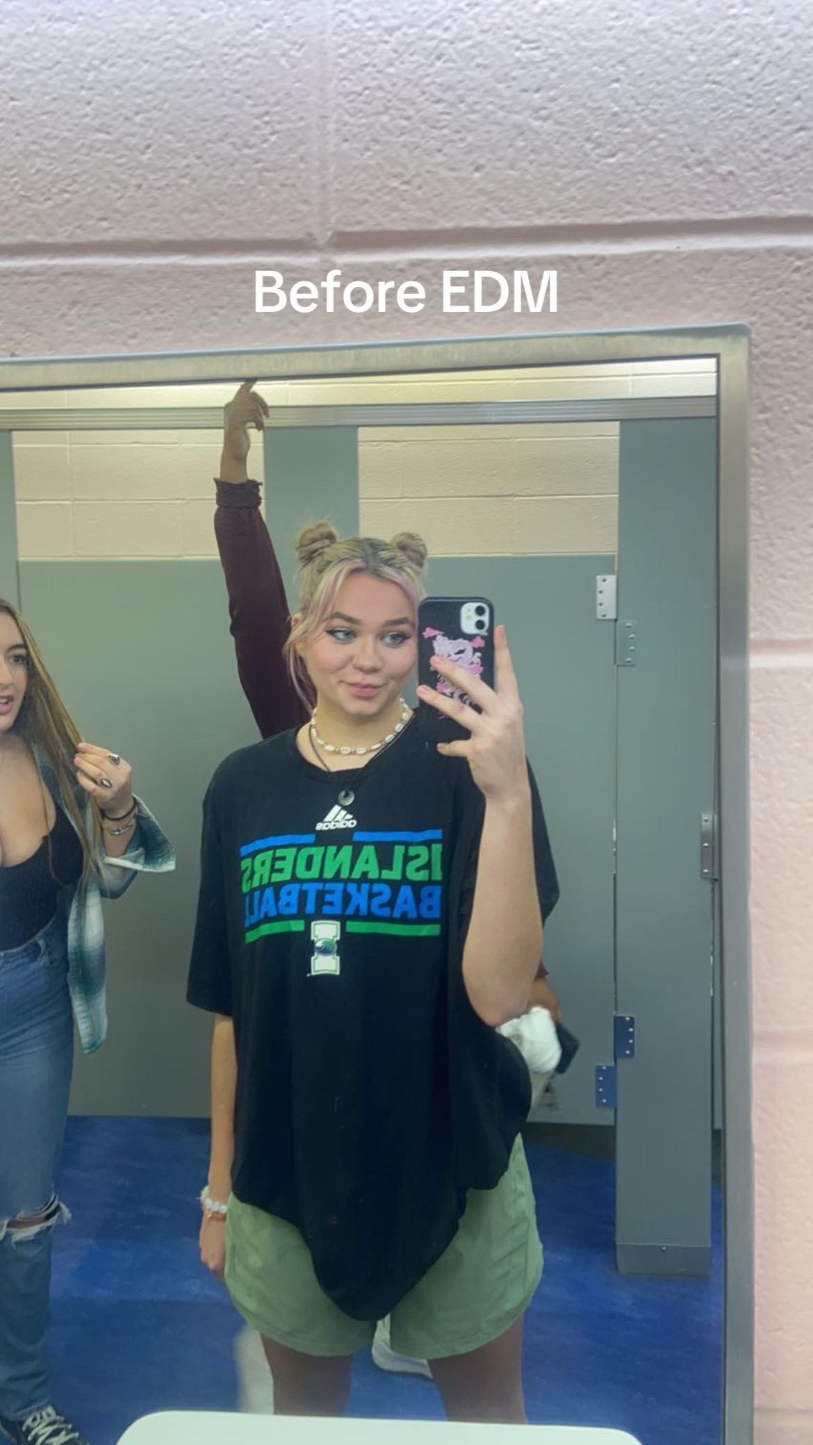 @damnandaclownin