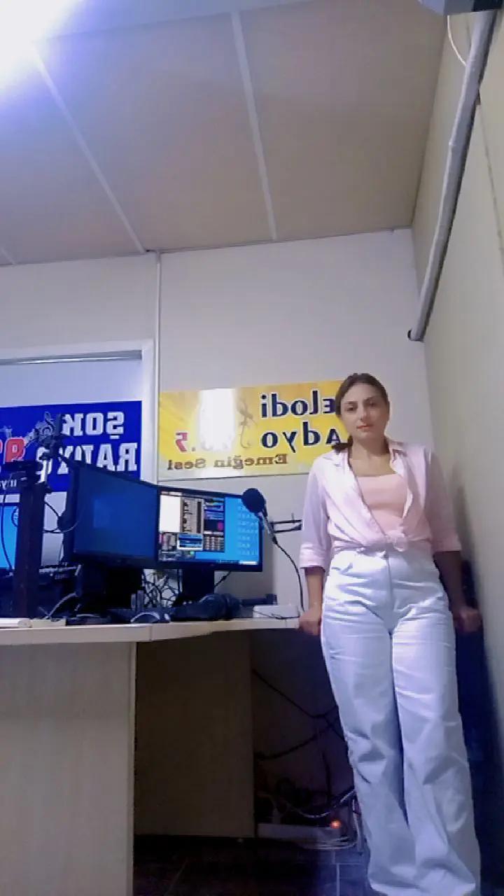 @Gamze Kumlu Program Sunucusu