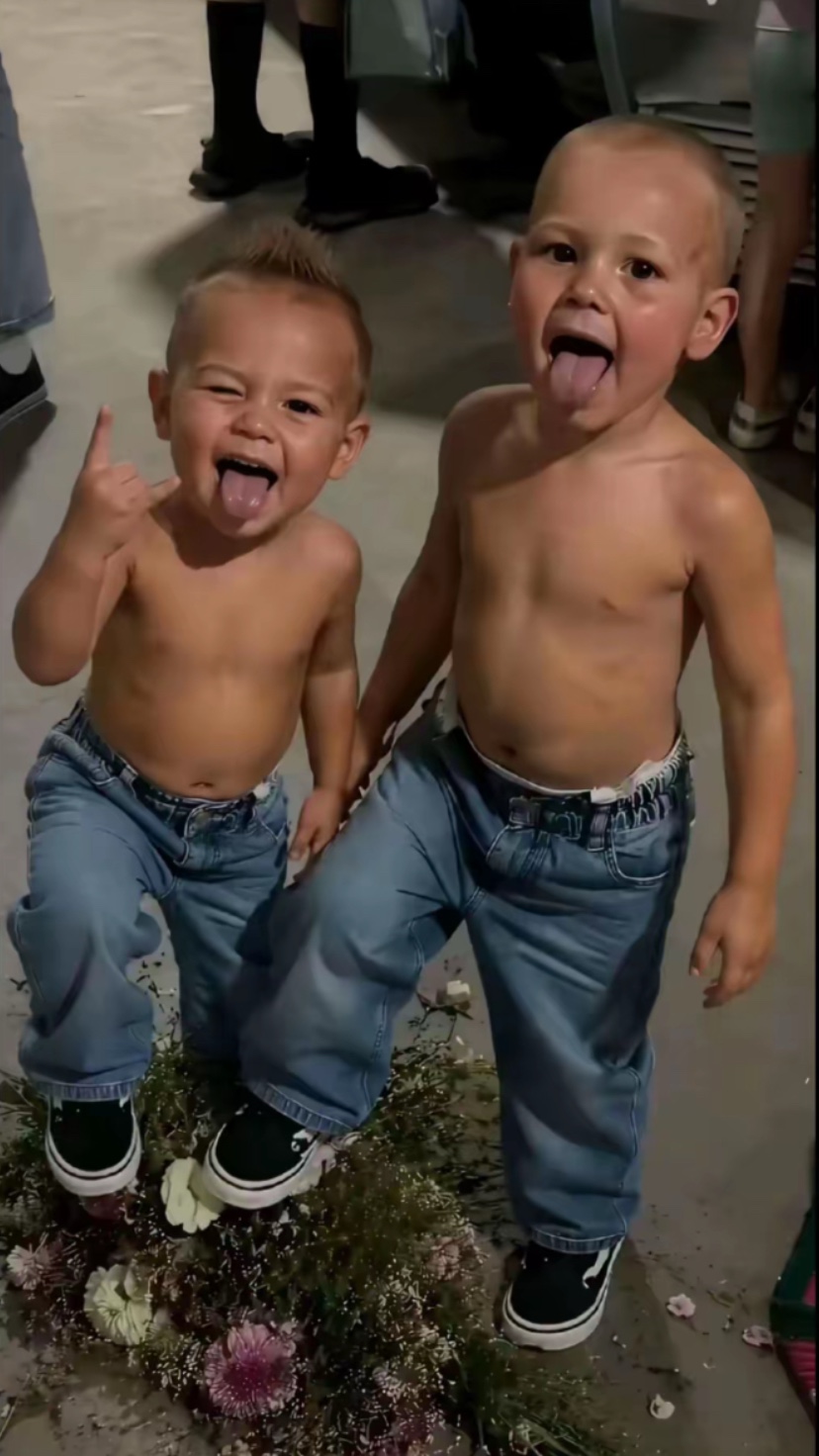 @𝐲𝐧𝐳