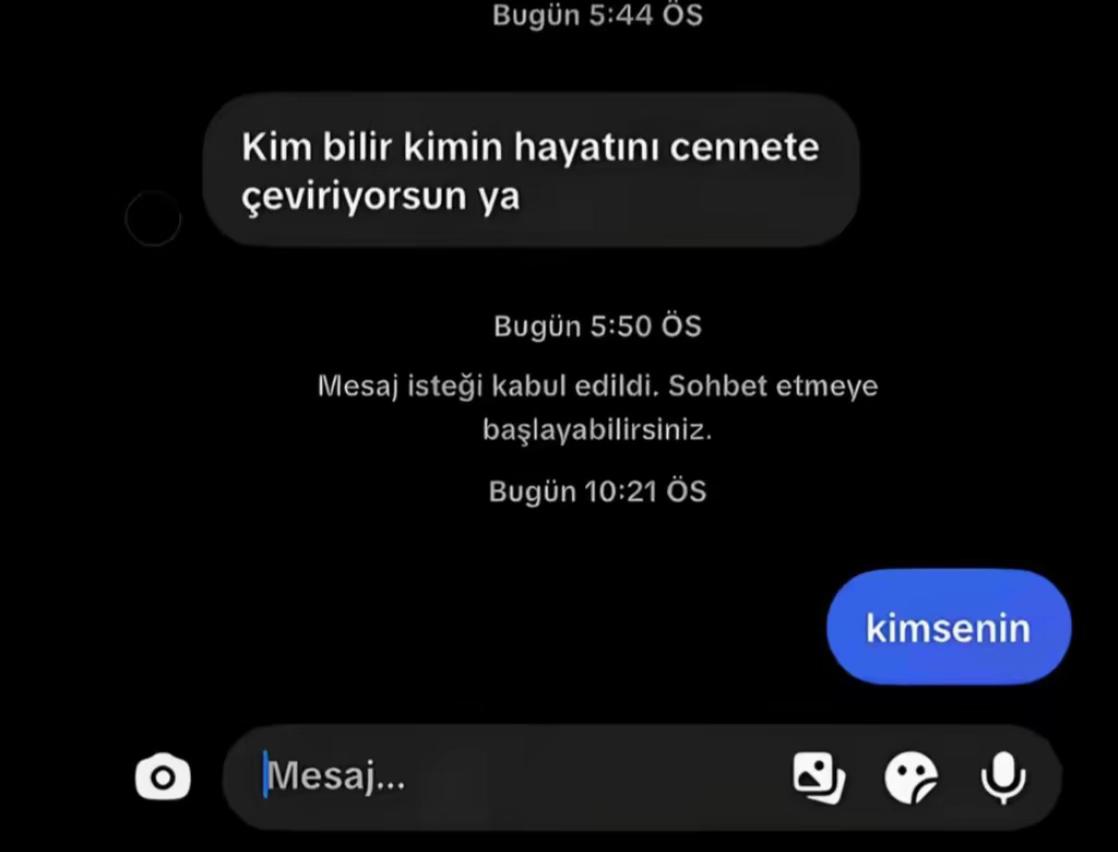 @✭