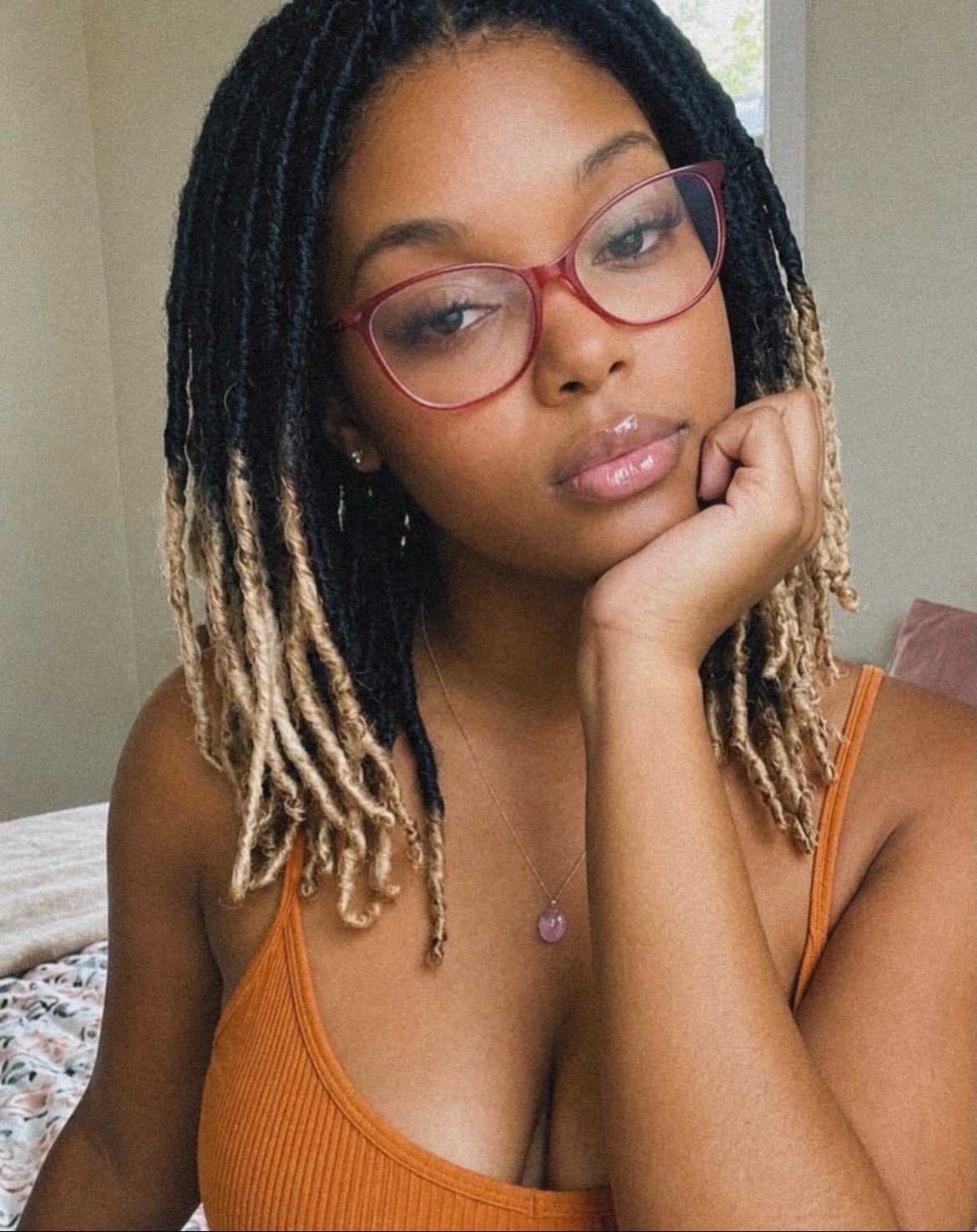 @yzglam