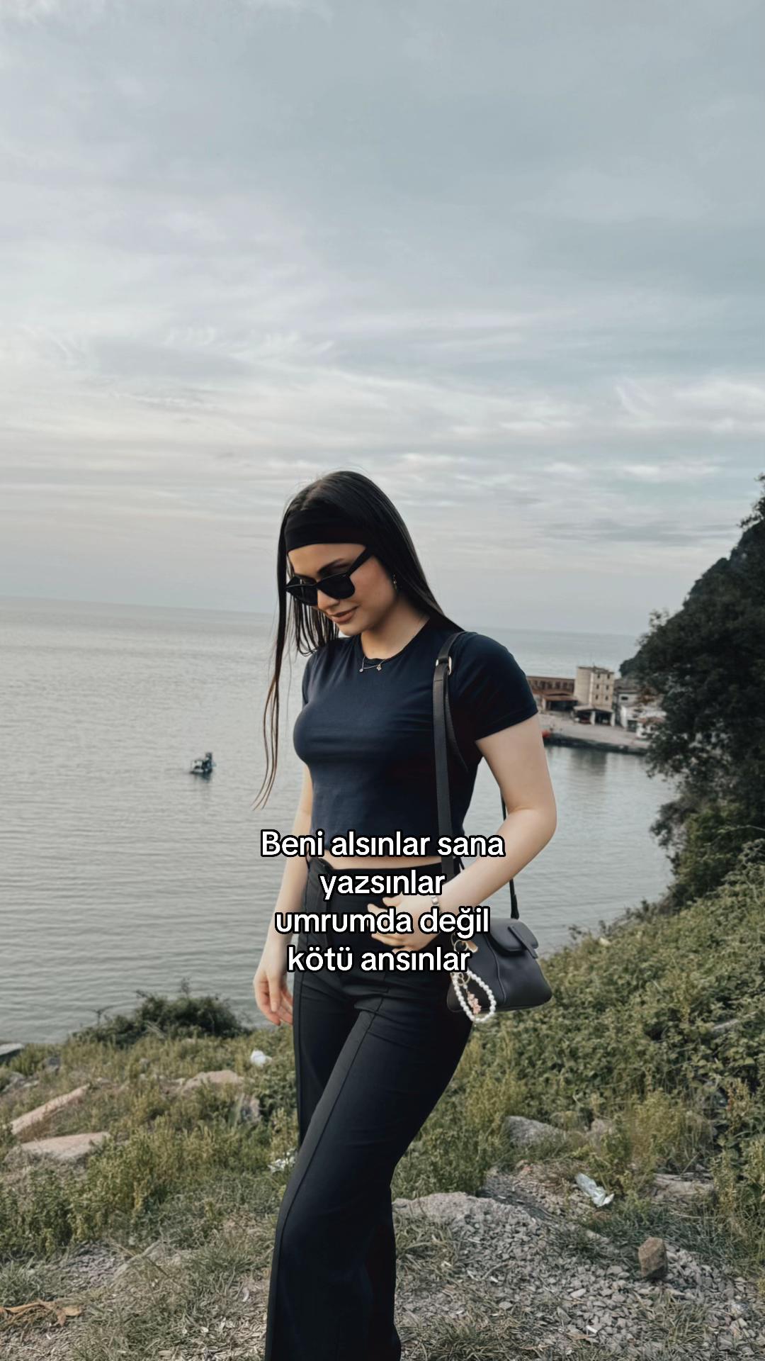 @𝓝🎀