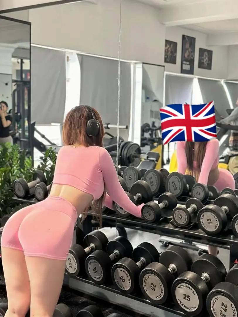 @Uk 🇬🇧 hot Girls
