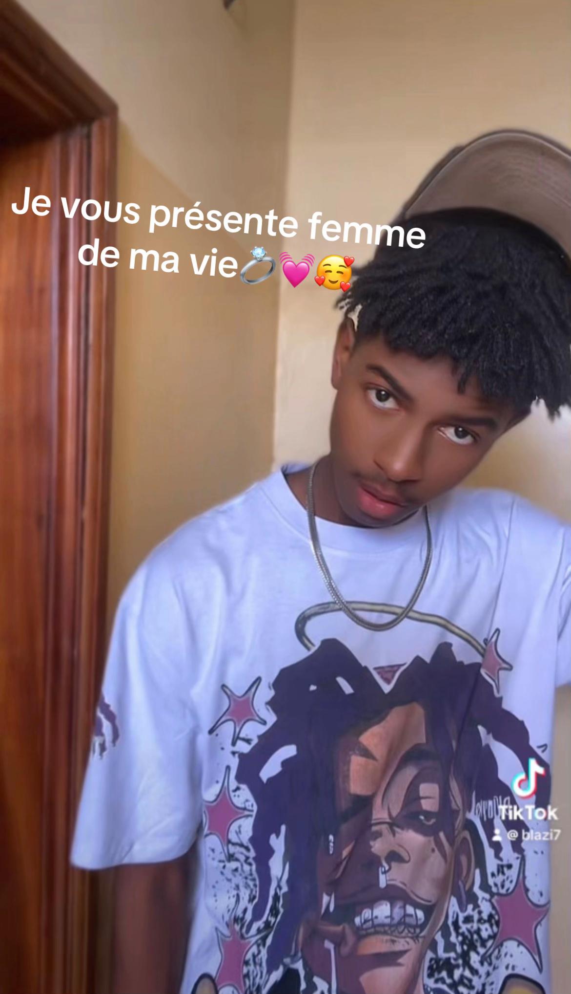 @🅜🅞🅜🅞 B͜͡L͜͡A͜͡Z͜͡I͜͡✪