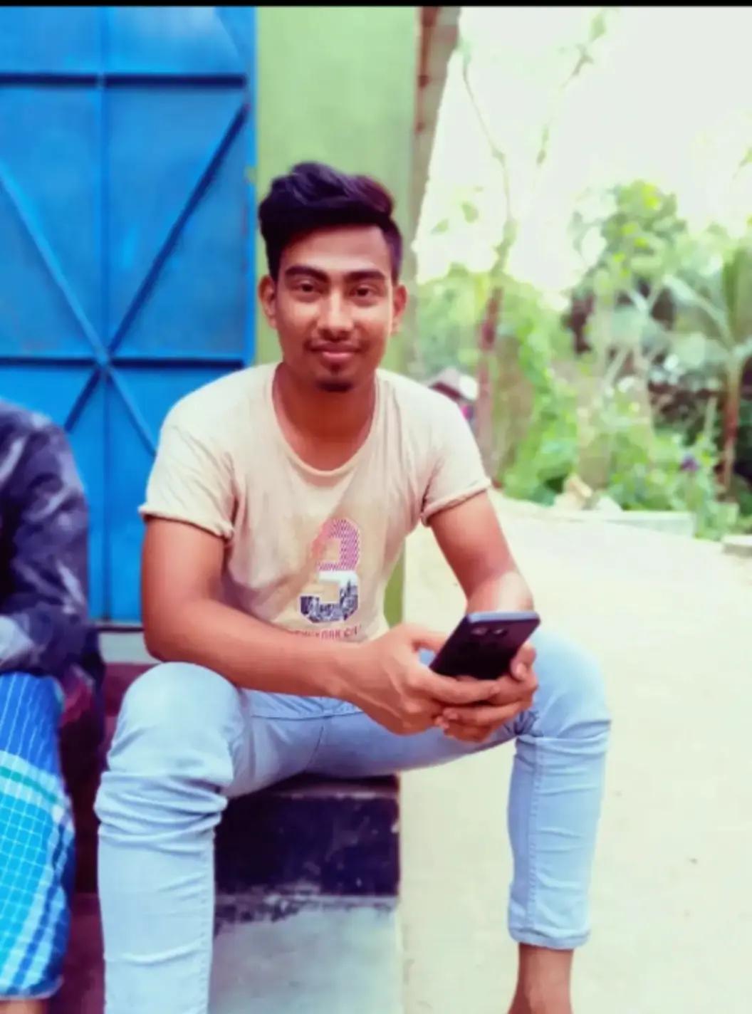 @জিয়া রাসেল