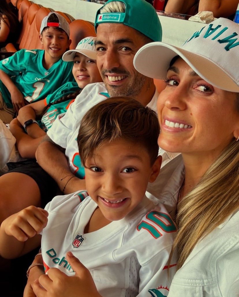 @Suarez family 🇺🇾✨