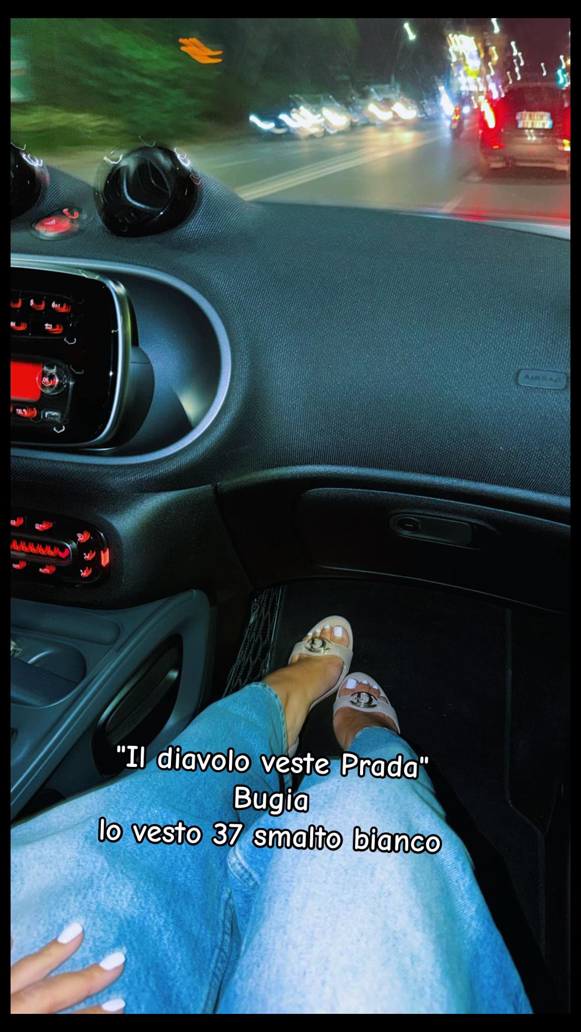 @𝑨𝒏𝒏𝒂𝒓𝒆́🖤