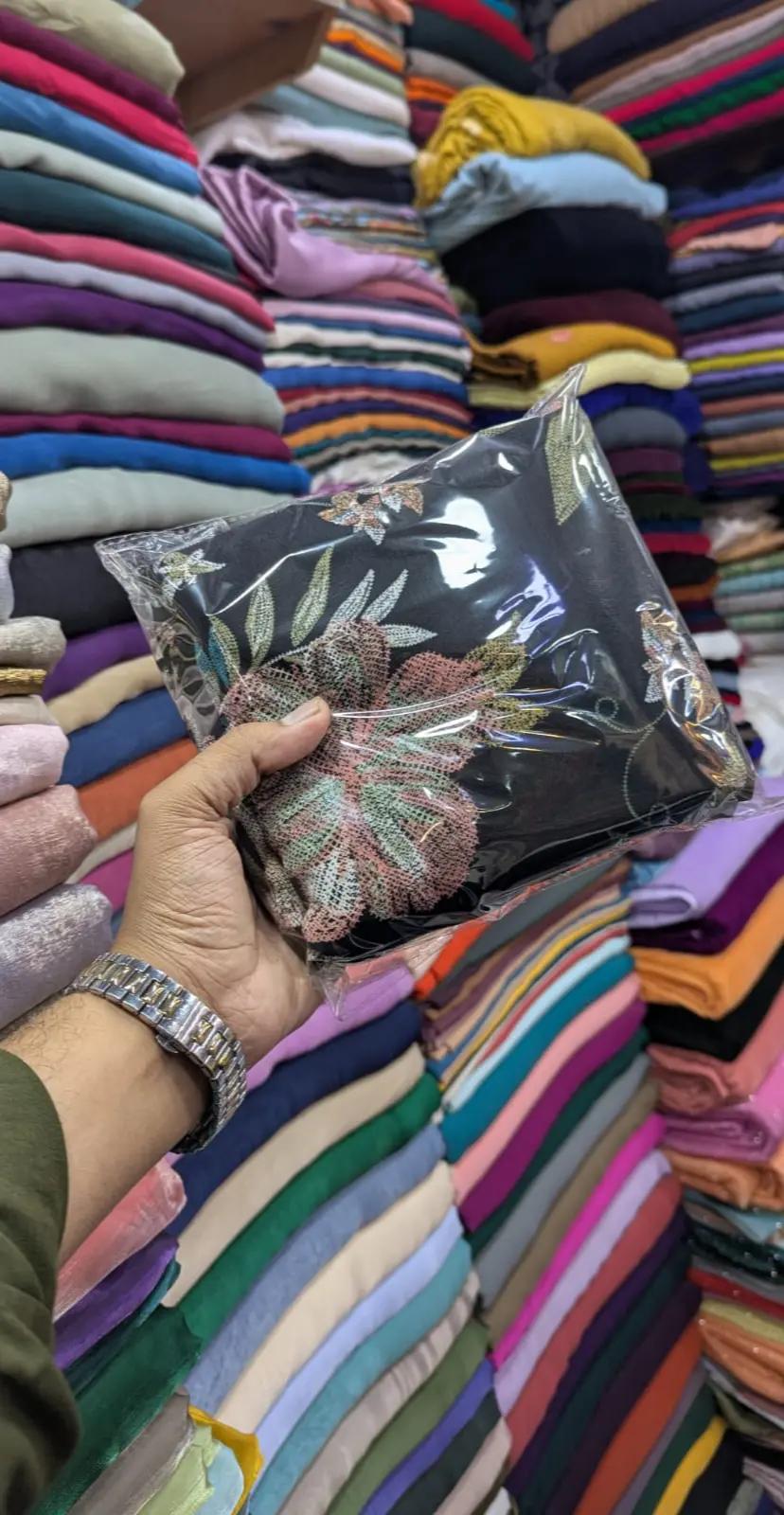 @𝘼𝙩𝙞_𝘾𝙤𝙡𝙡𝙚𝙘𝙩𝙞𝙤𝙣🛍️