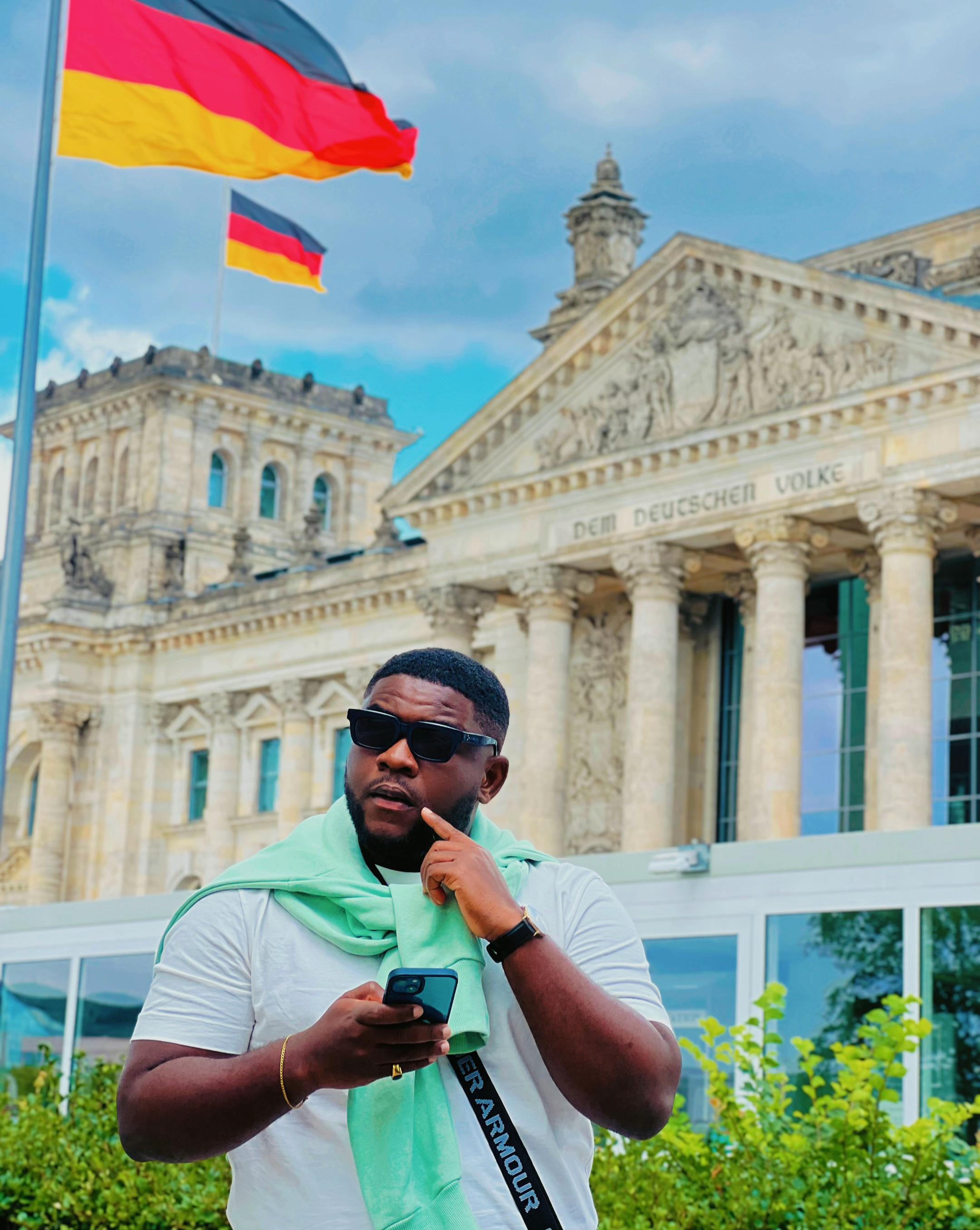 @_Global Citizen🇪🇺🇨🇦🇺🇸