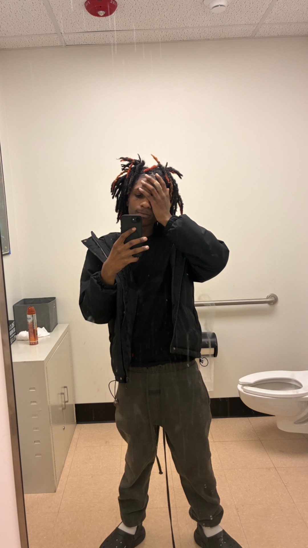 @️