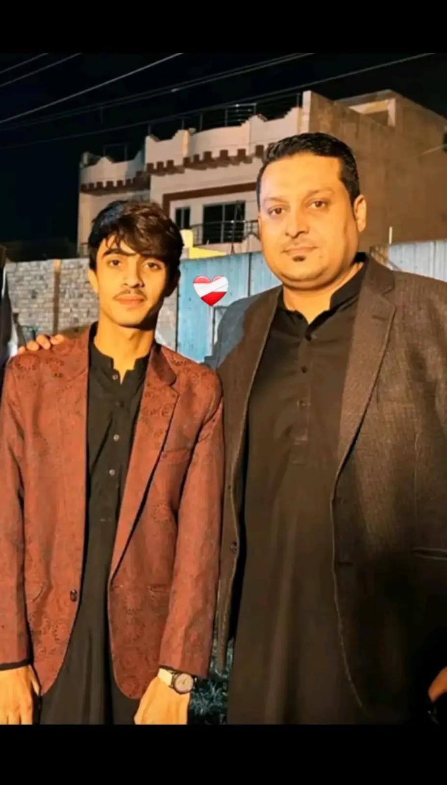 @🦁علی سرکار🦁