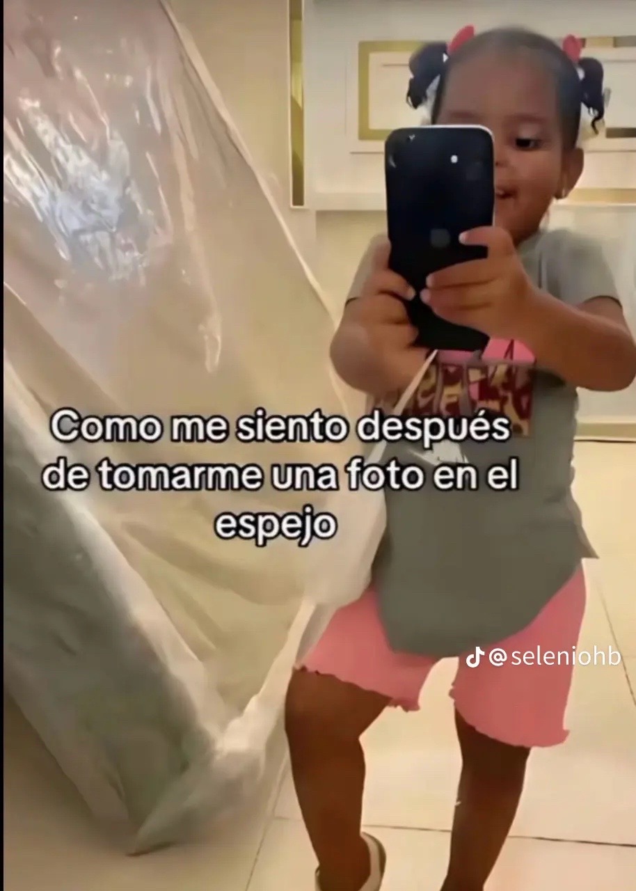 @𝓐𝓷𝓪𝓱𝔂❤︎