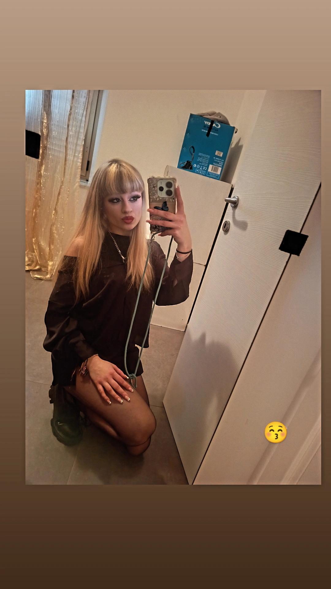 @Biondinaah