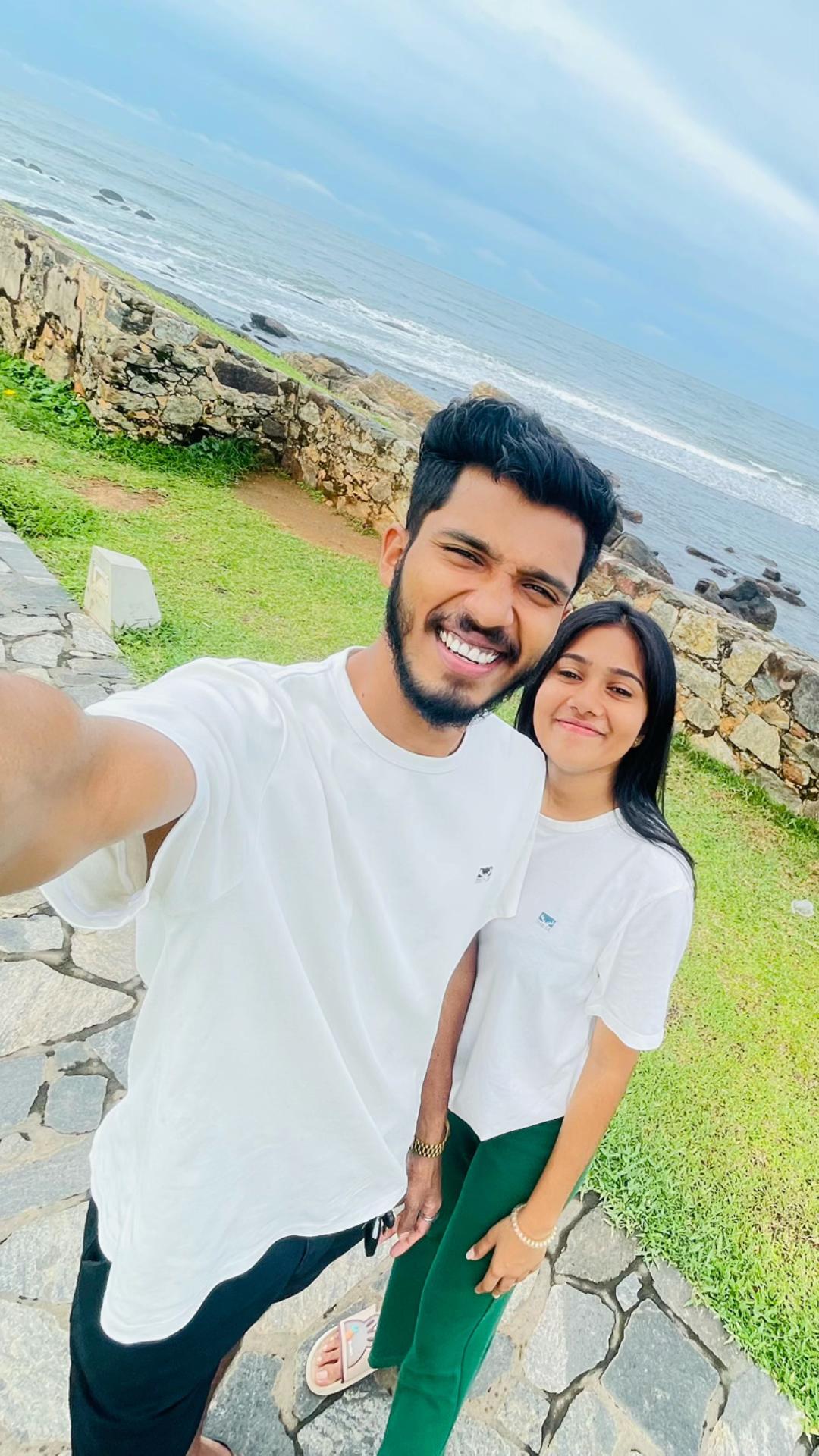 @Vish_Sasi💍🤍