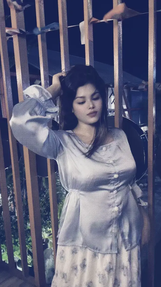 @Hira_10