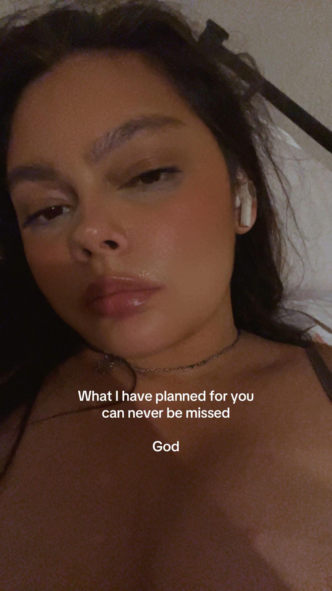 @Build her empire