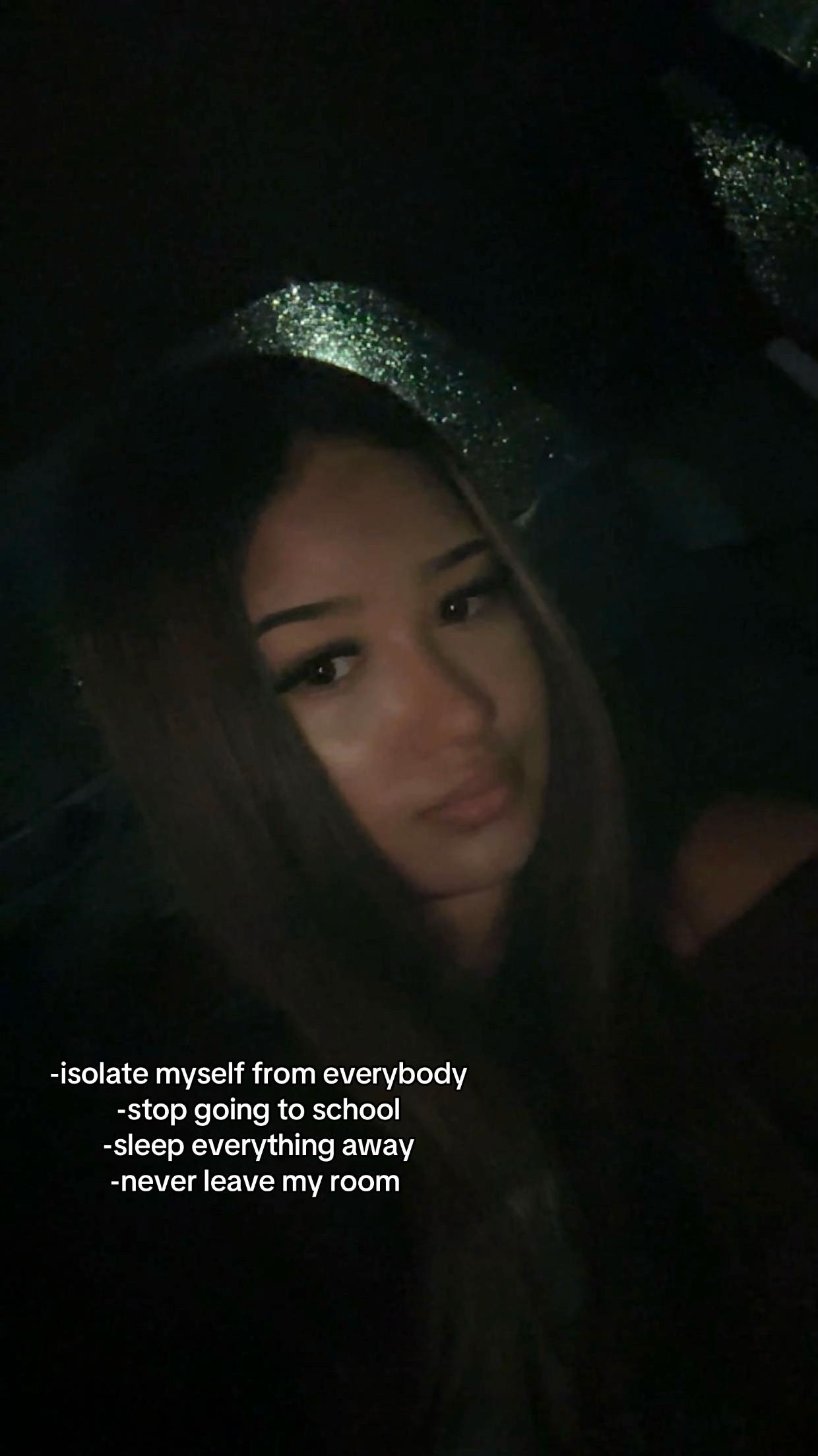 @𝐦 𝐞 𝐥 𝐨 𝐝 𝐲