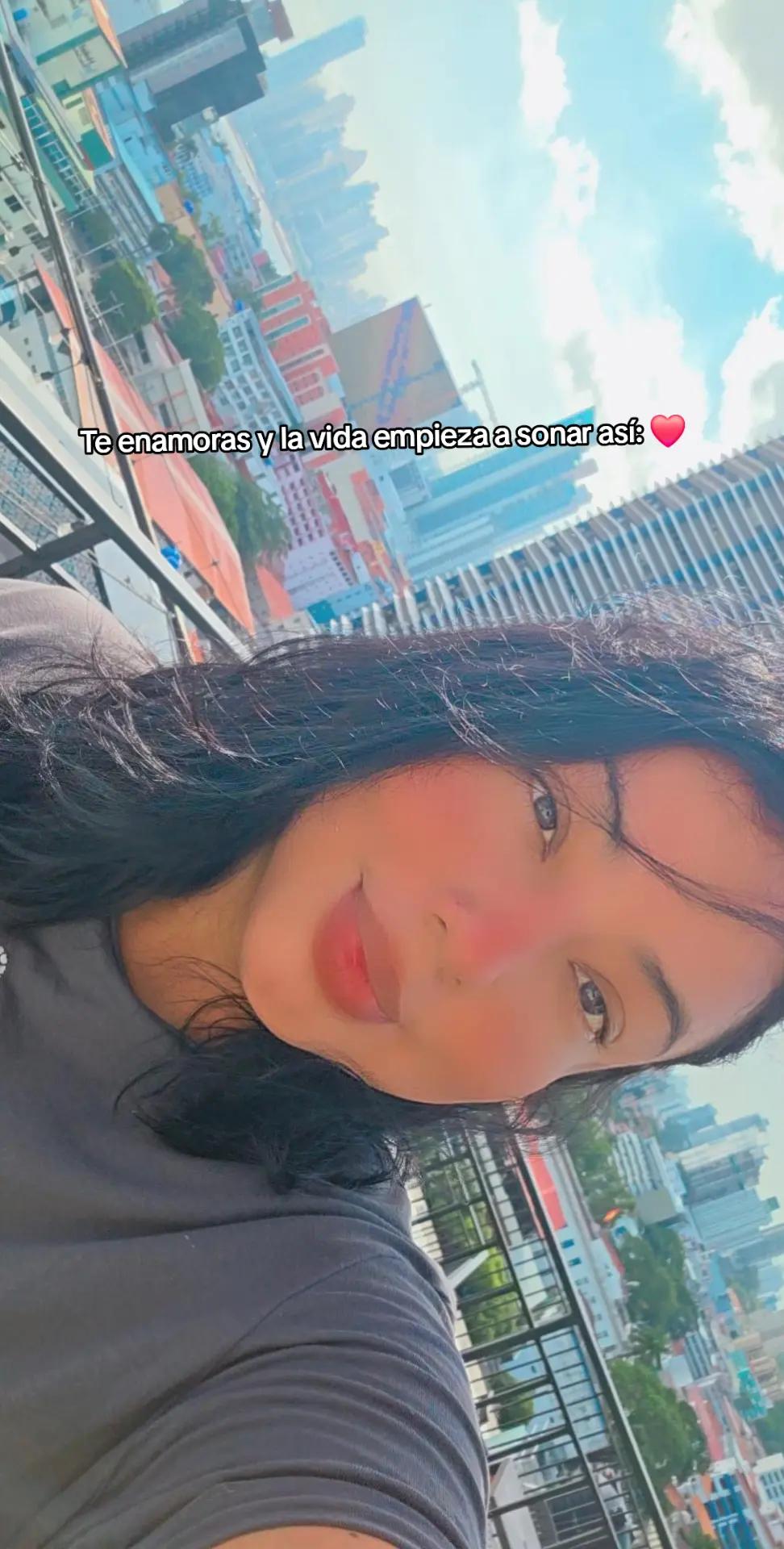 @🦋
