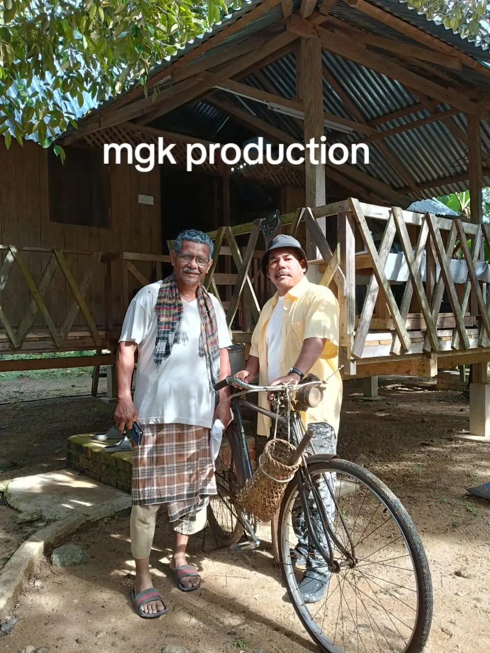 @awie black lagutu kata