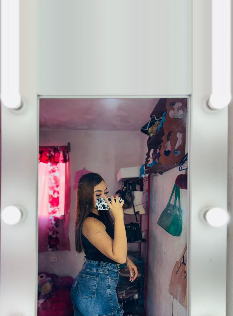 @karen Velazco ๐