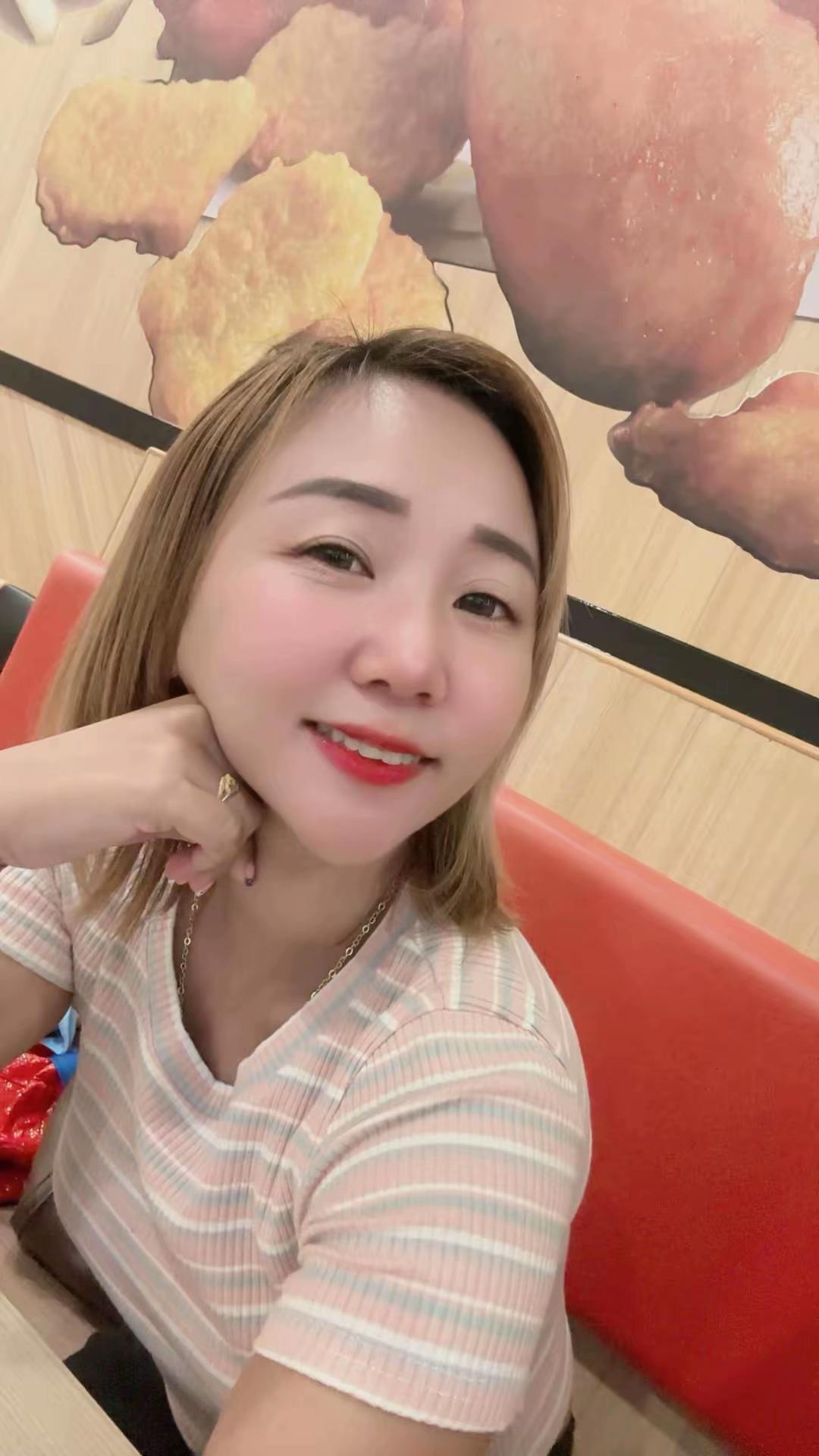 @พนิดา นันทเขต