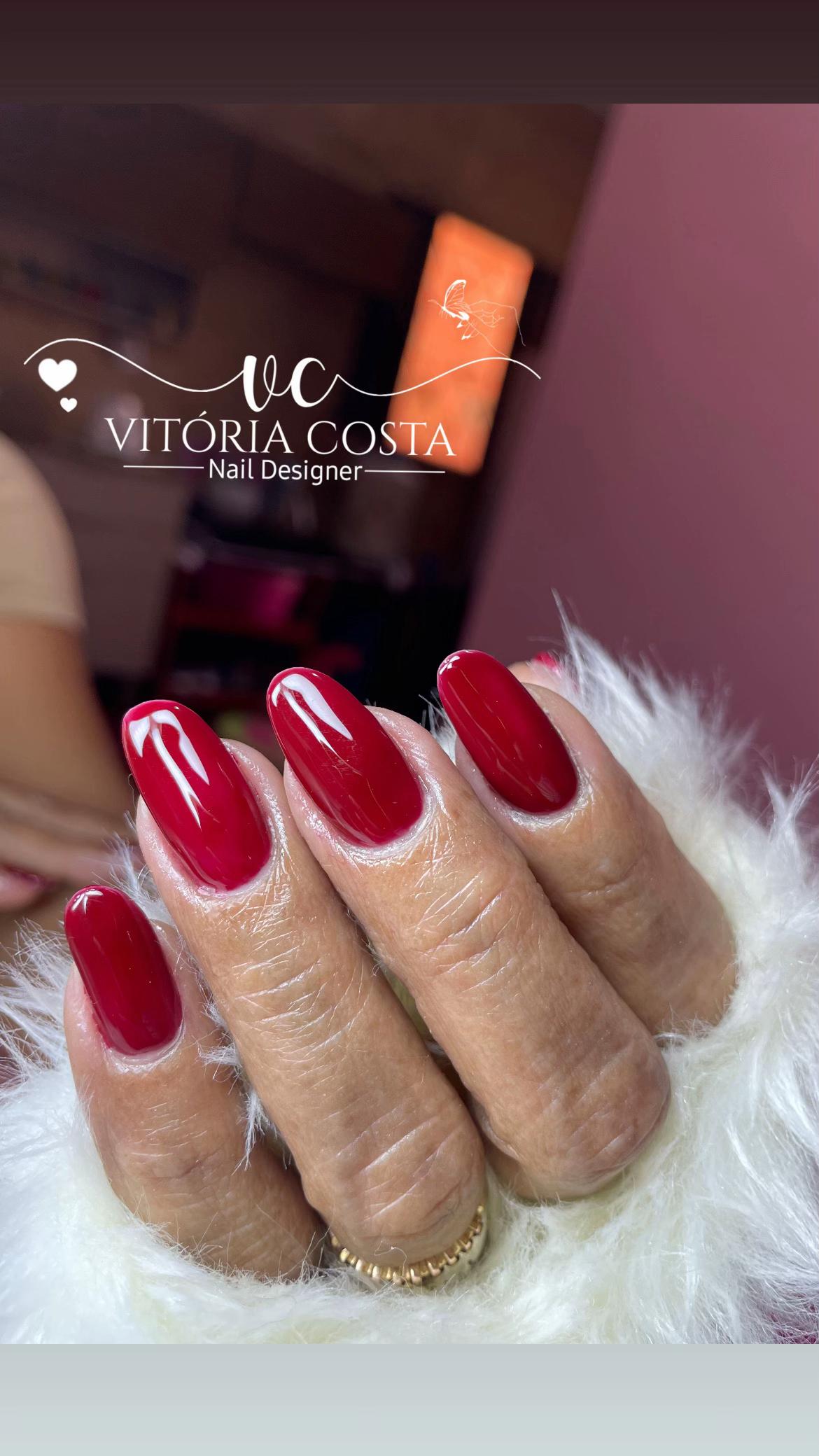 @Vitóriacosta_naildesign