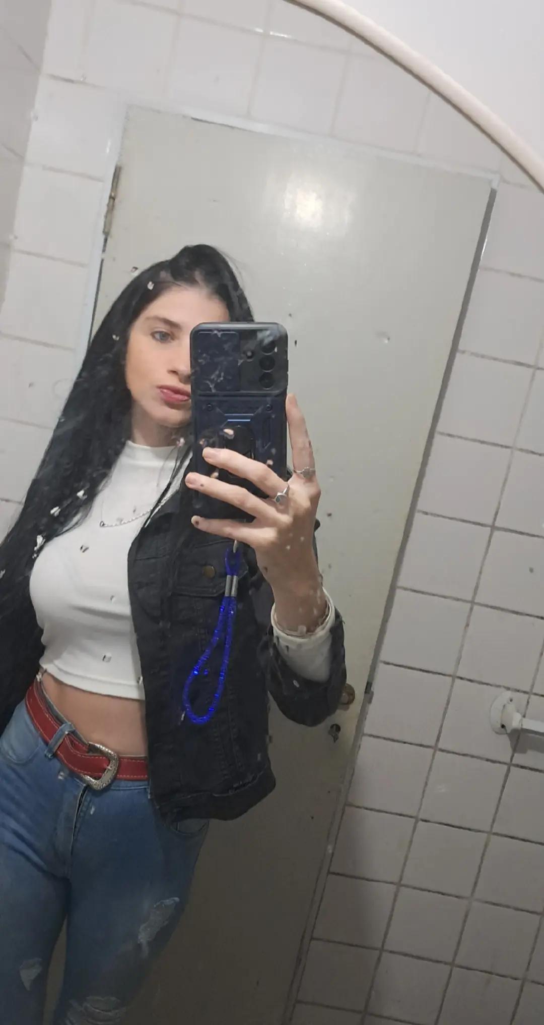 @Anii Dossena