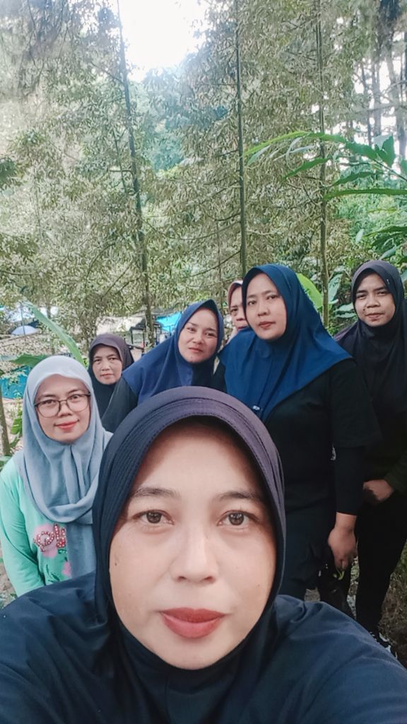 @Mom's Arya30
