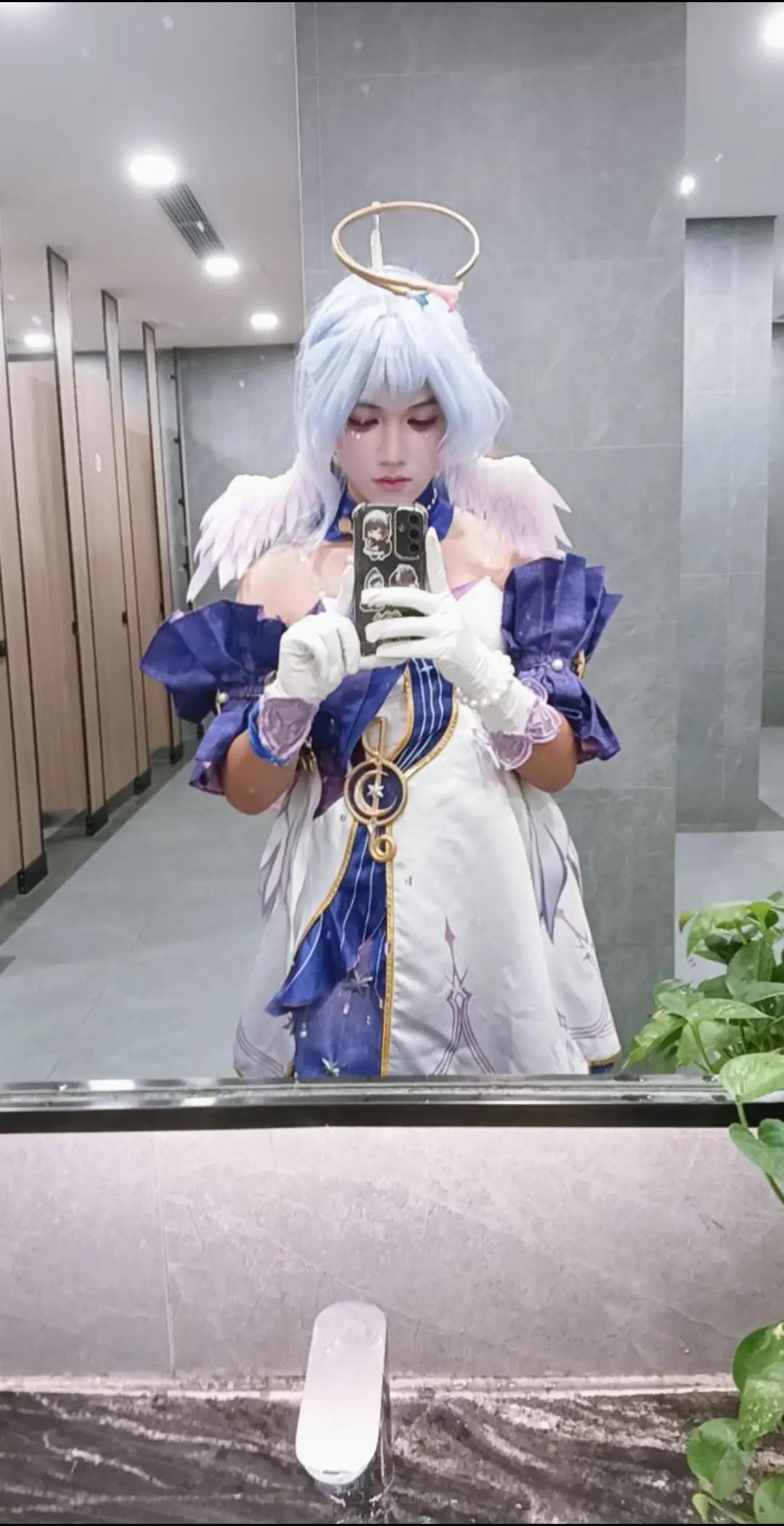 @Femboy Xinh Gái