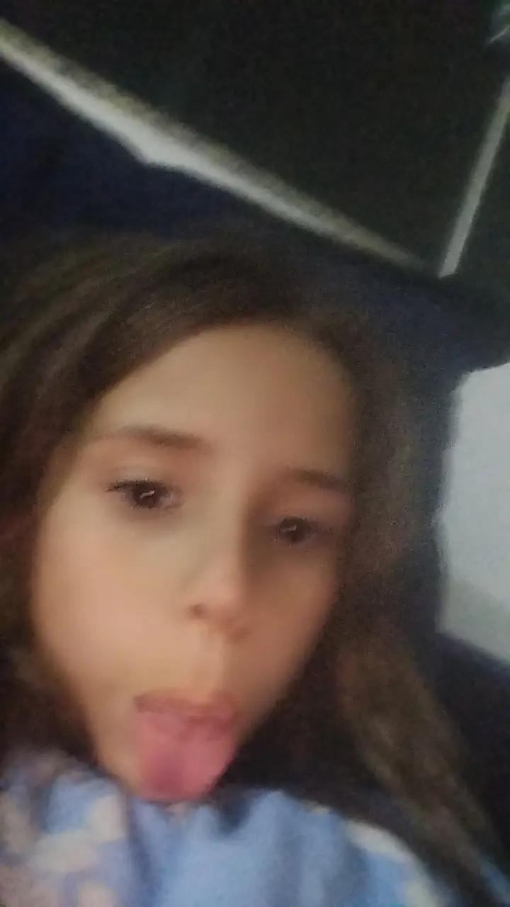 @Valentina
