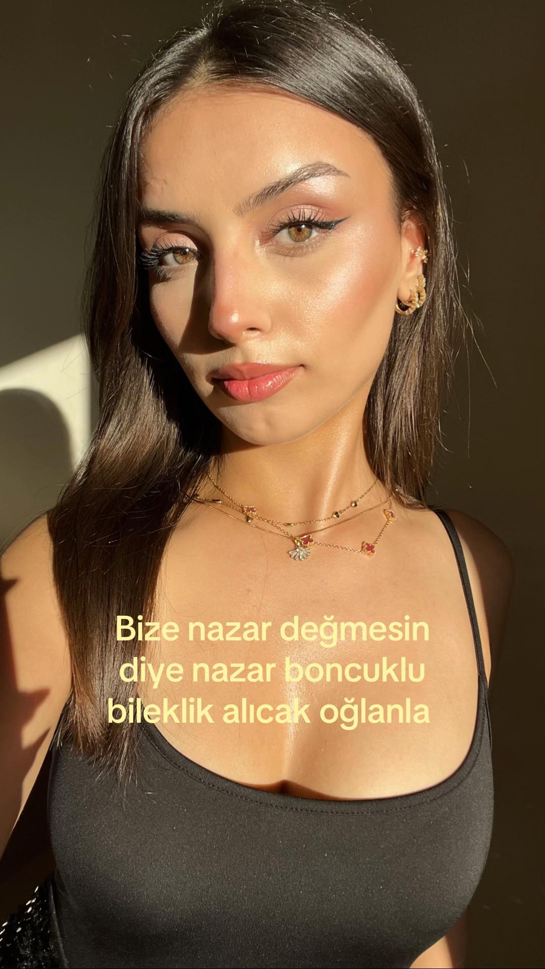 @Elif🌟