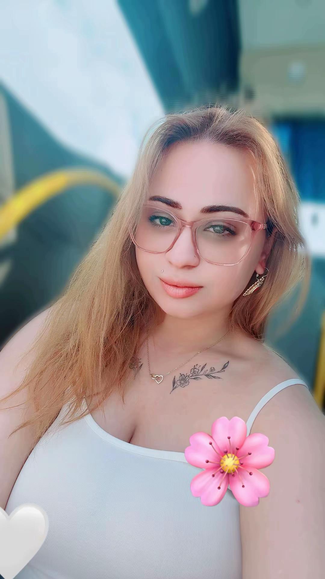 @🐝Emilka🐝