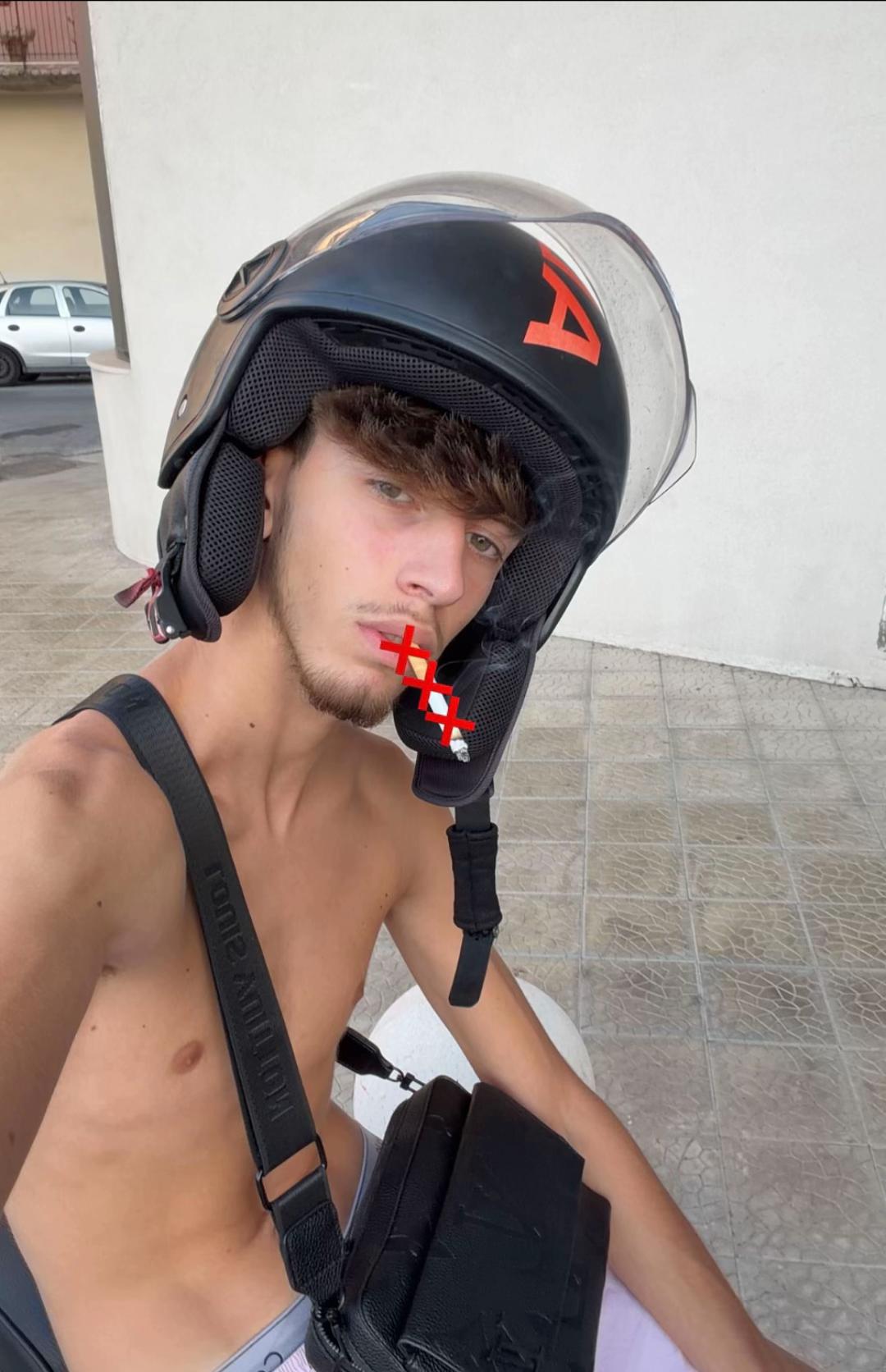 @U SQUALETTU🦈🇮🇲