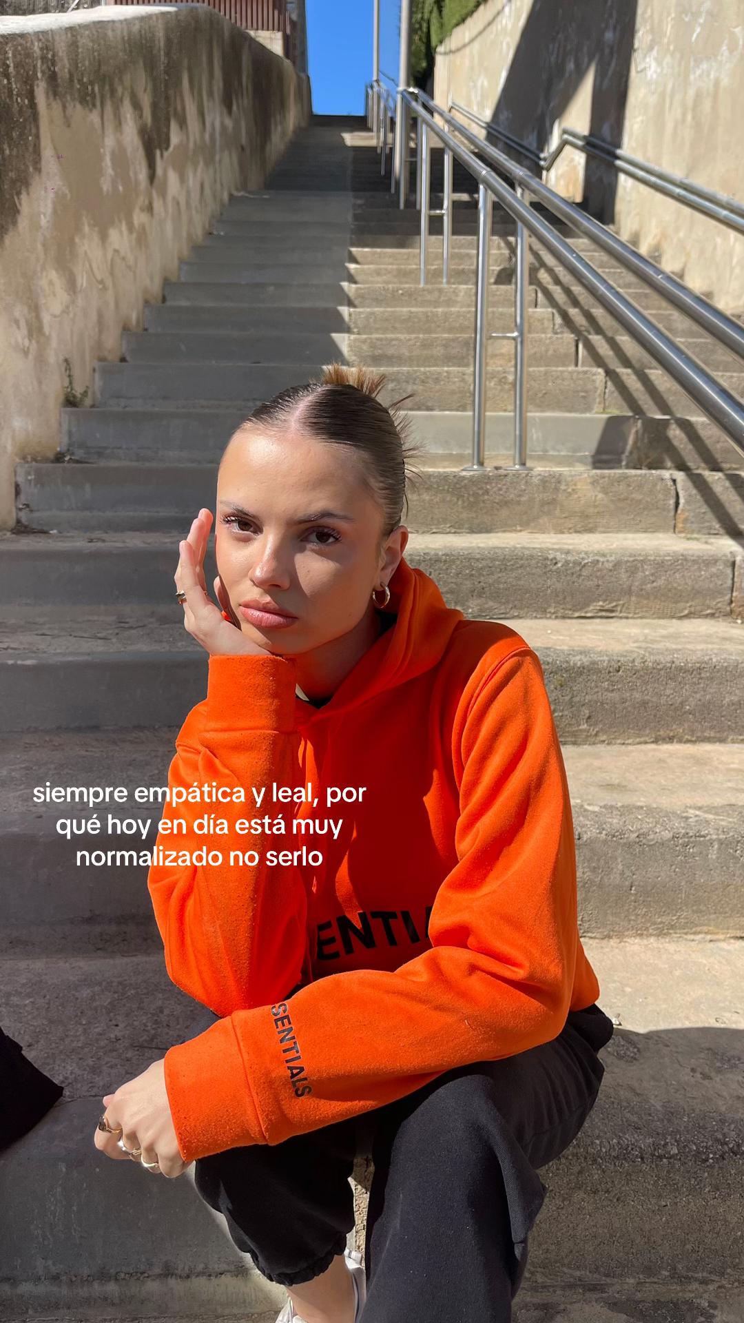 @𝐭𝐚𝐛𝐢𝐭𝐚 𝐧𝐞𝐚𝐠