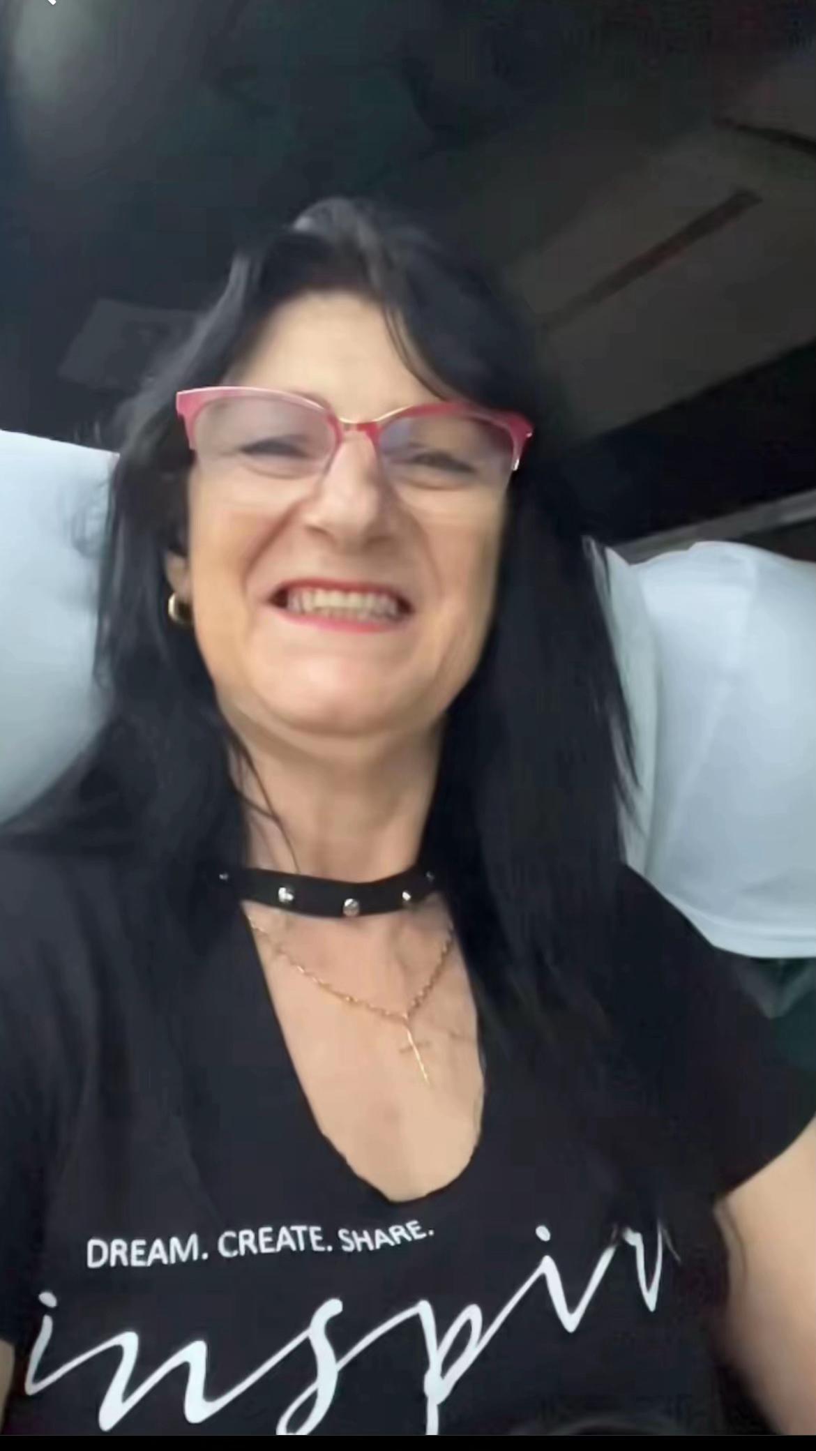 @Édina a bonitona do Tiktok💃
