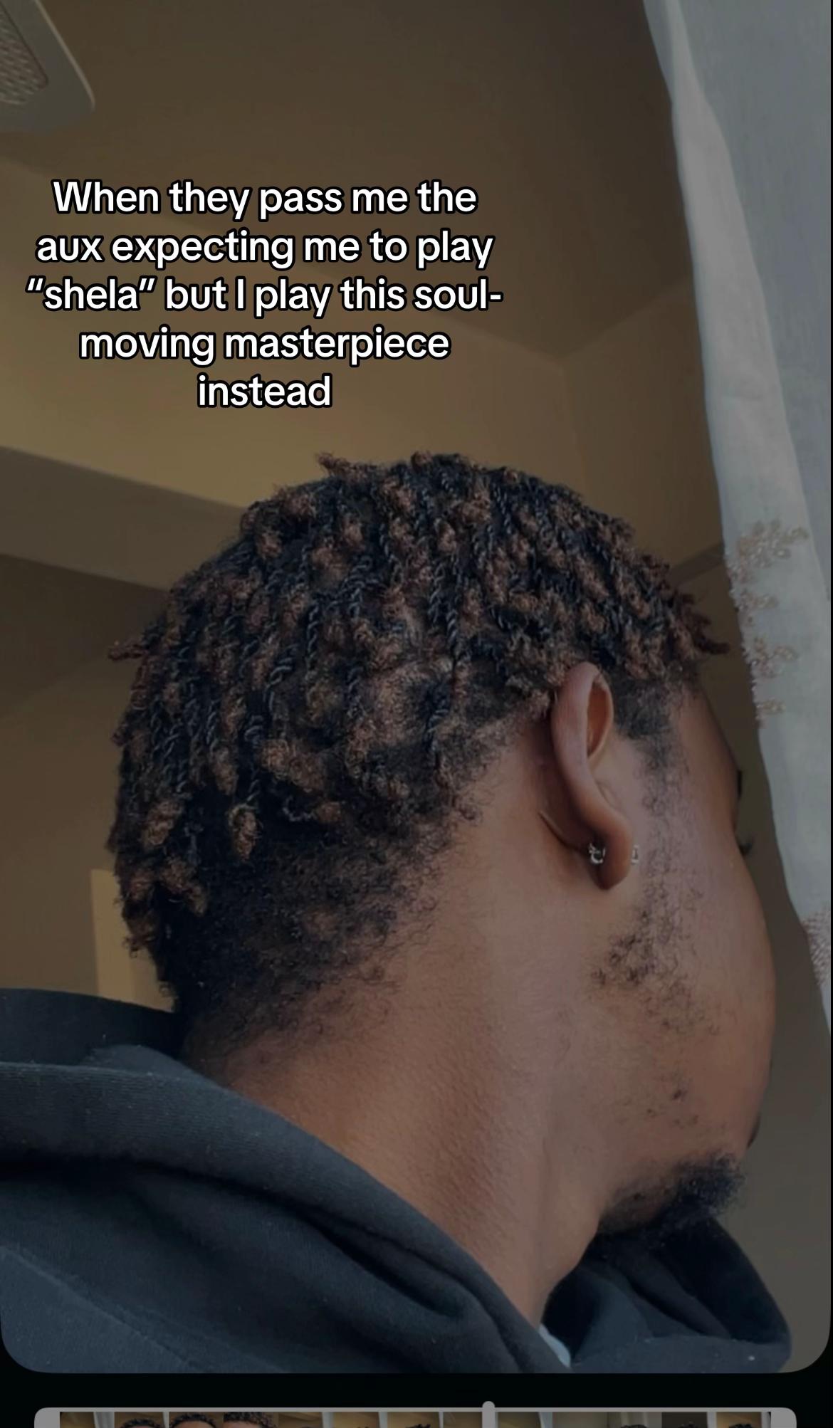 @Athi Ntshayisa🧸