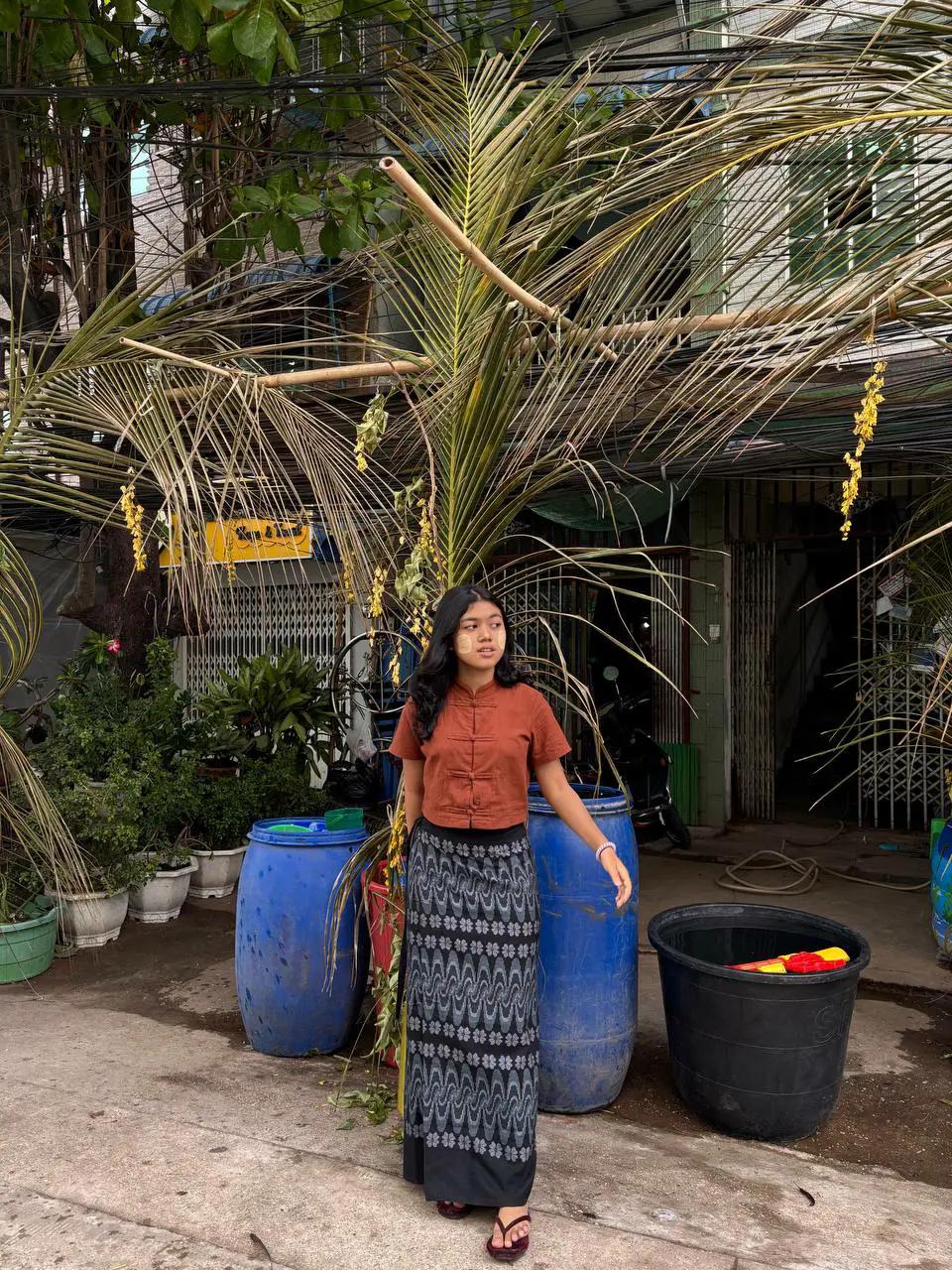 @သွန်းသွန်း🎀