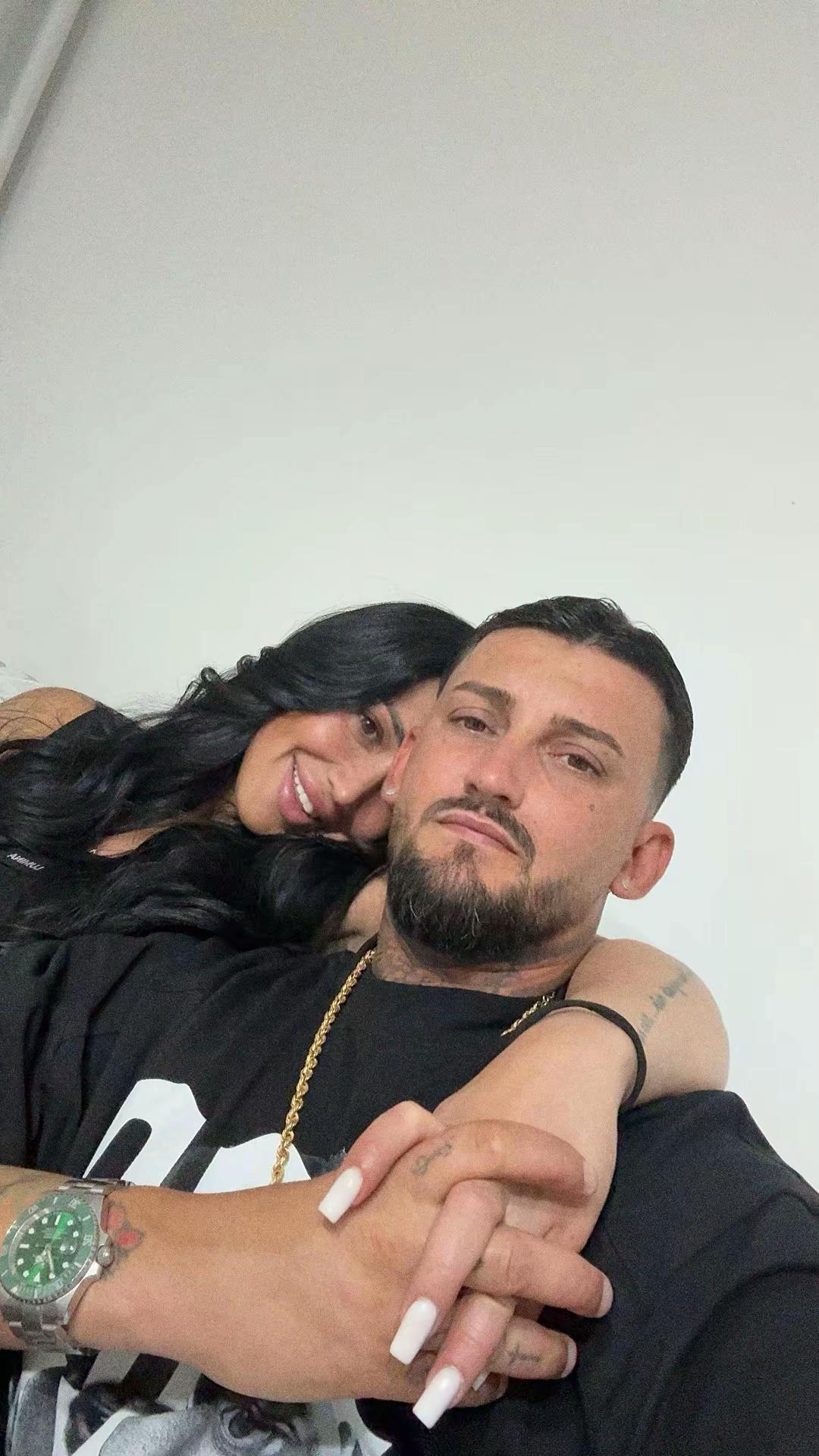 @desyenikoo