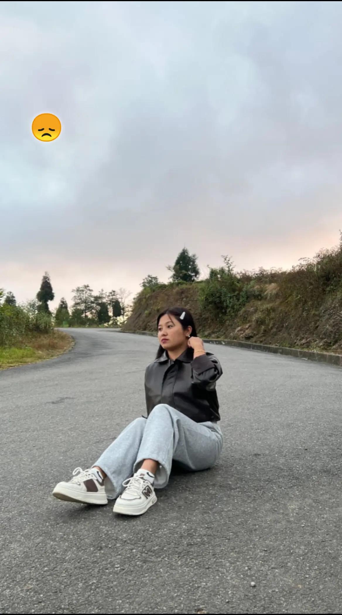 @ANUSHKA🤗
