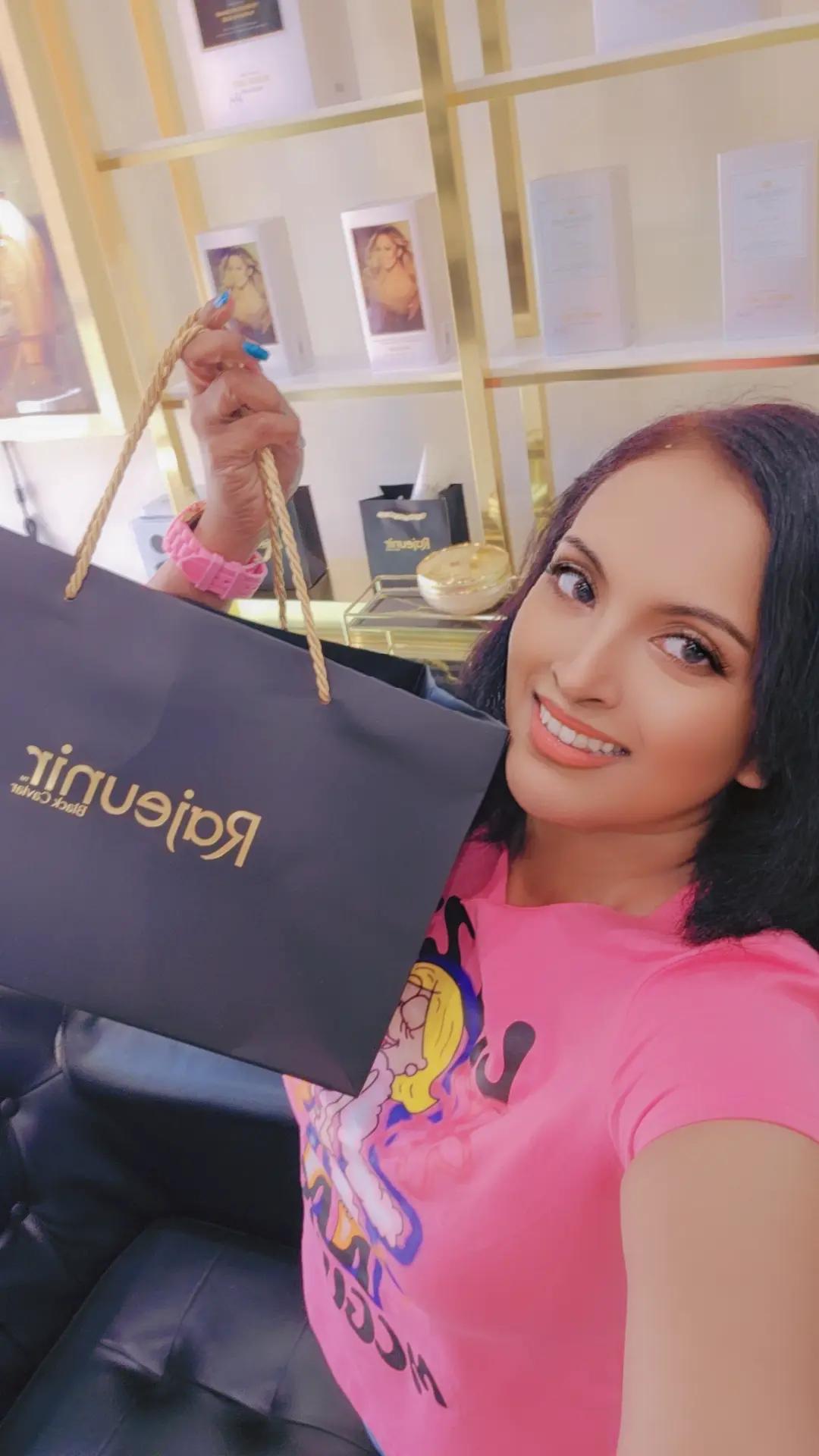 @SunalieRatnayake 🇱🇰🇺🇲