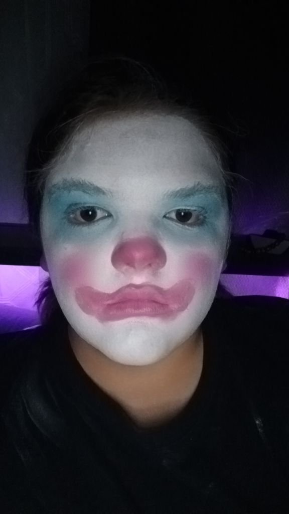 @❌️😈🔥🥁seriousEVILgirl🔥😈❌️