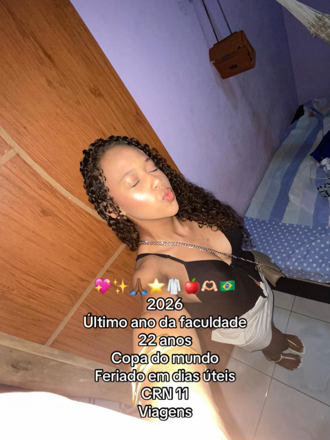 @Auricelia E.