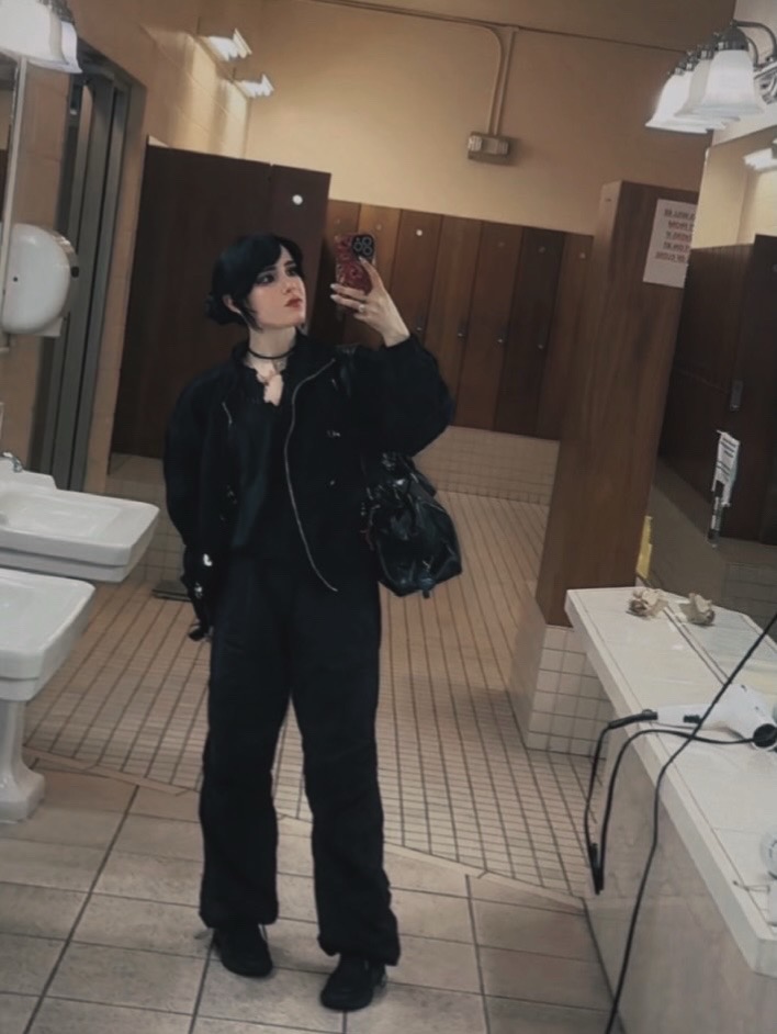 @Zz.eazoning