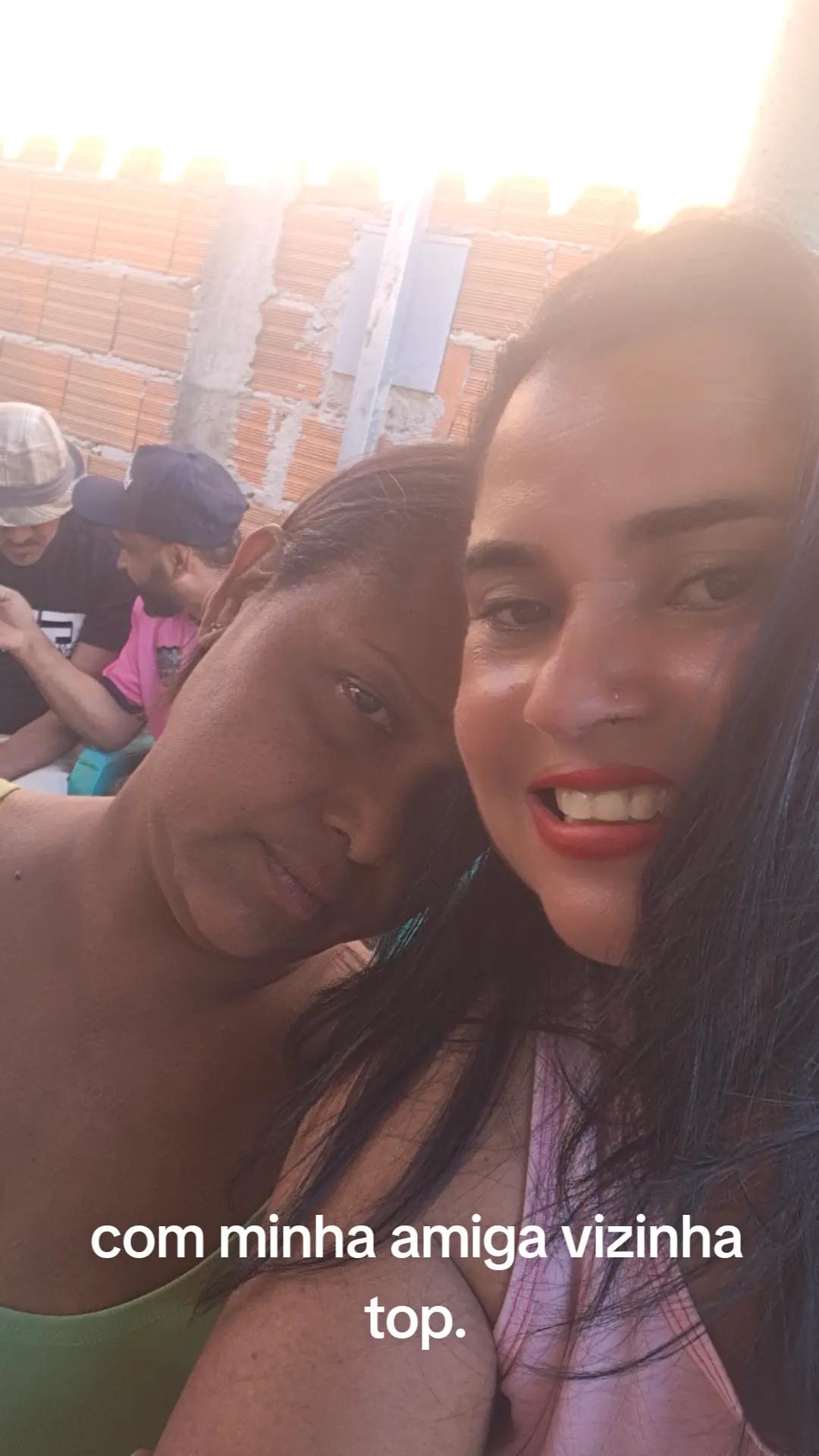 @lucianaoliveira7671