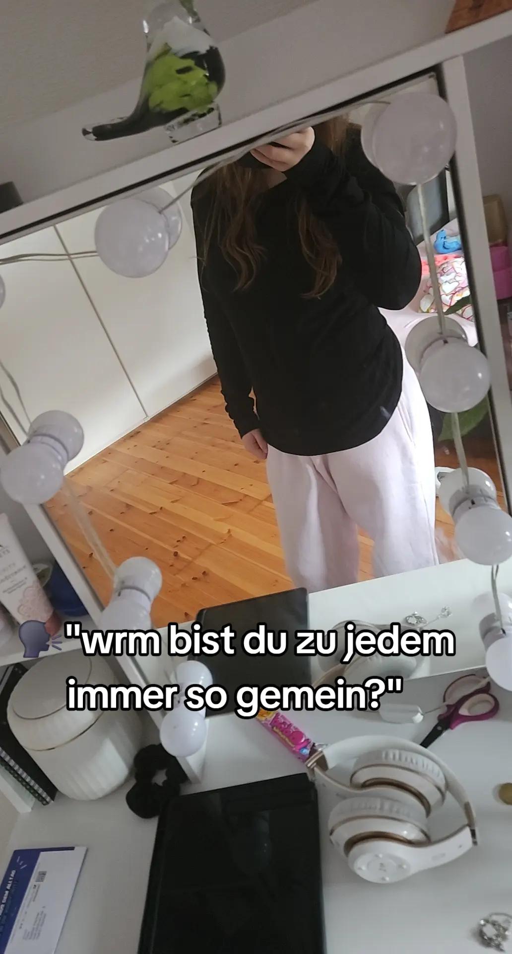 @𝐒𝐎𝐏𝐇𝐈𝐄'❦