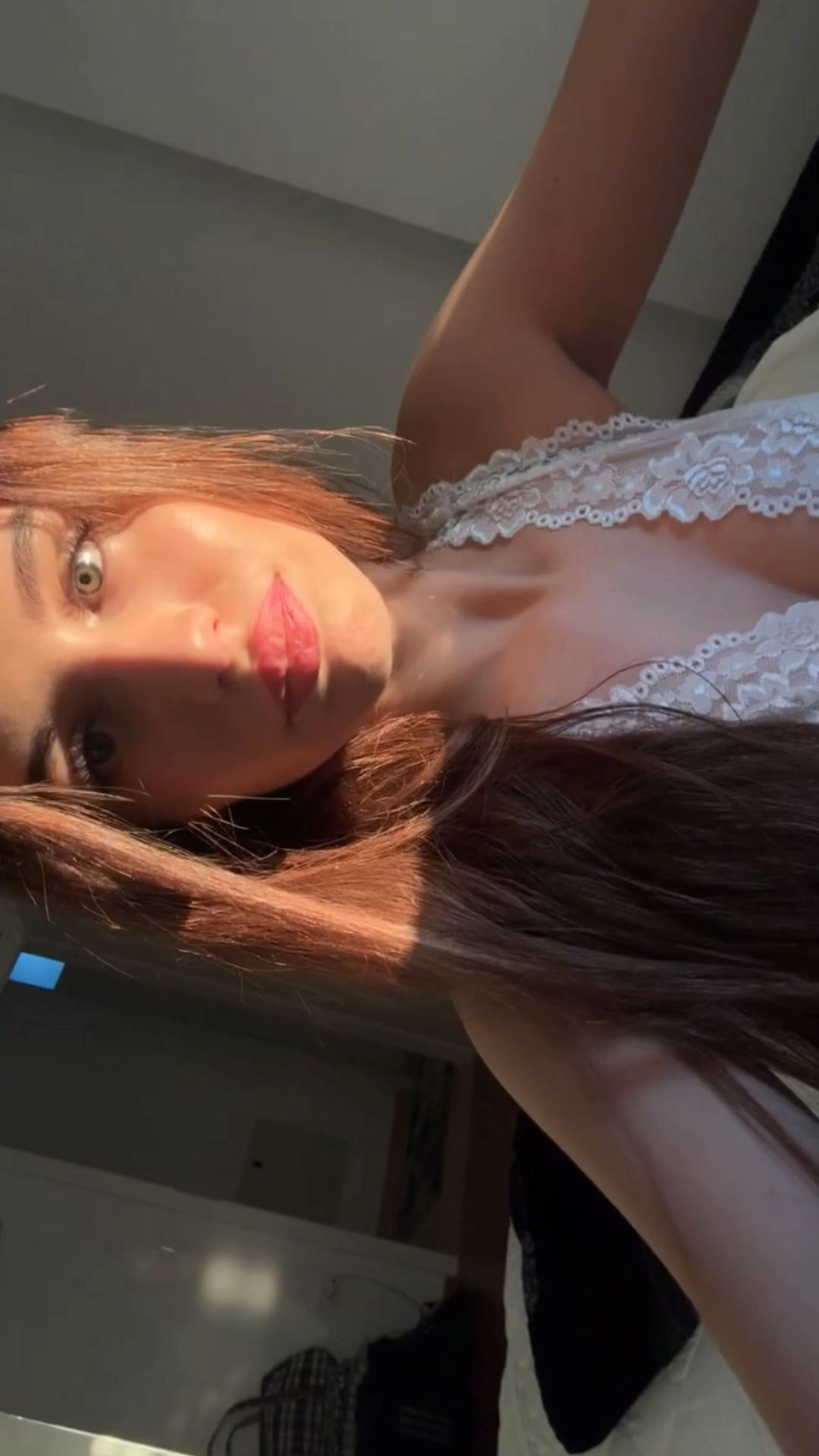 @erzaaa